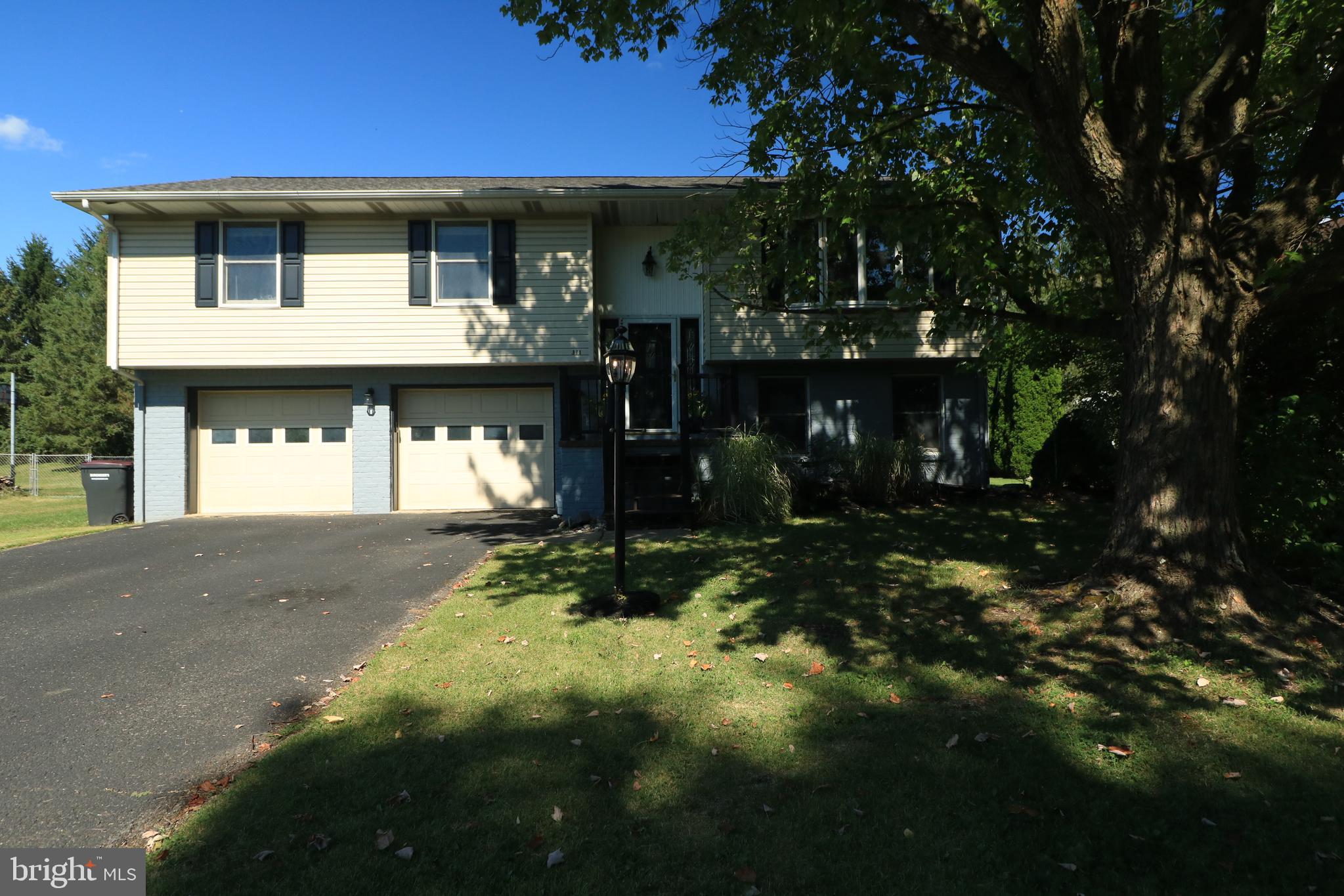 DALEVUE EAST - Residential