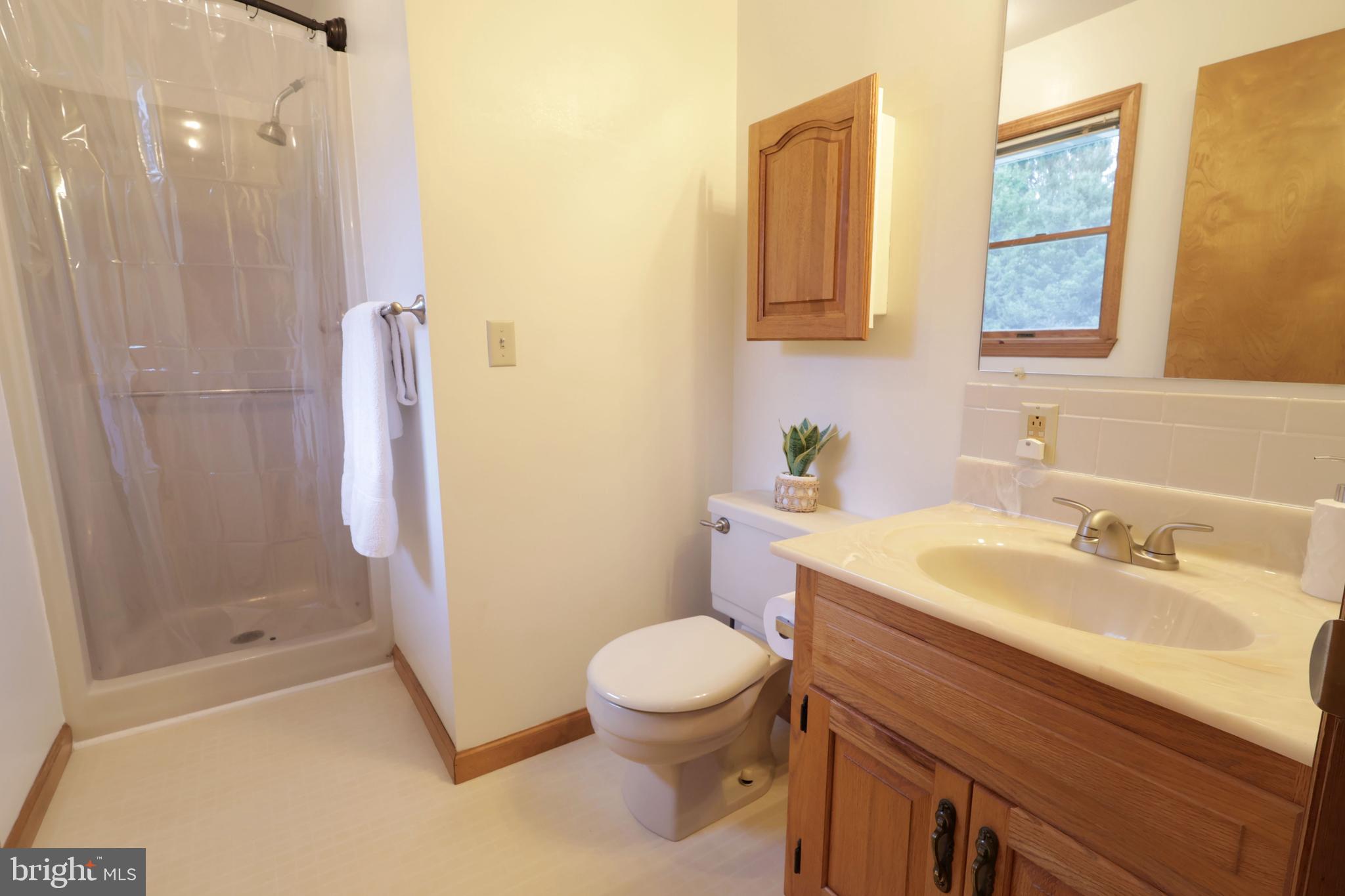 DALEVUE EAST - Residential