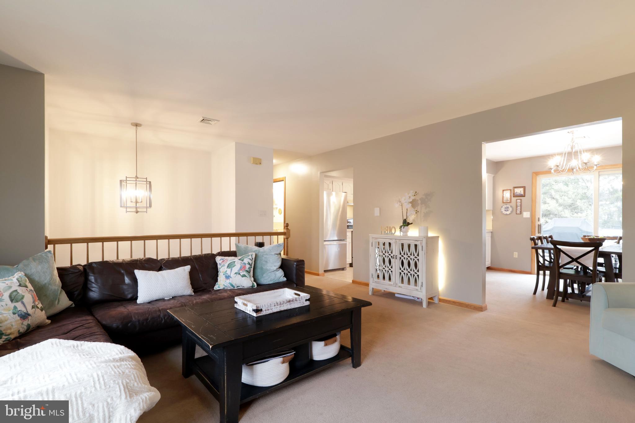 DALEVUE EAST - Residential