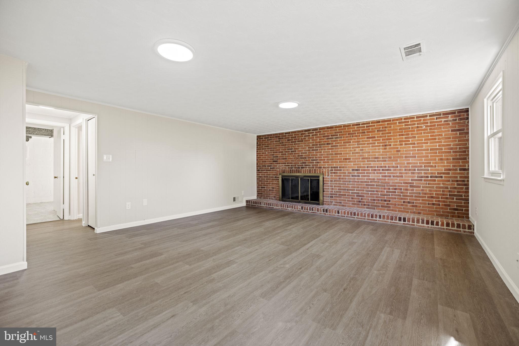 STONEGATE - Residential