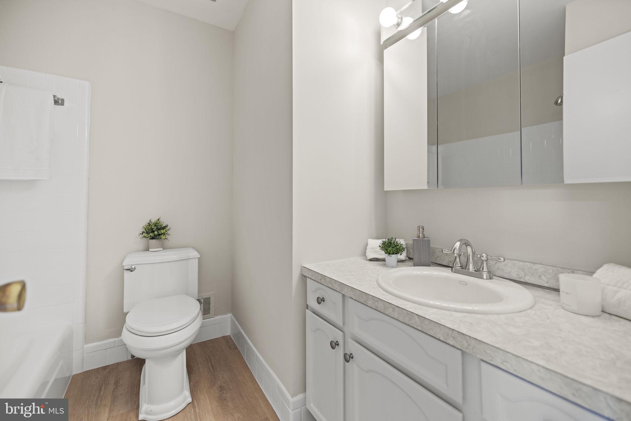 STONEGATE - Residential