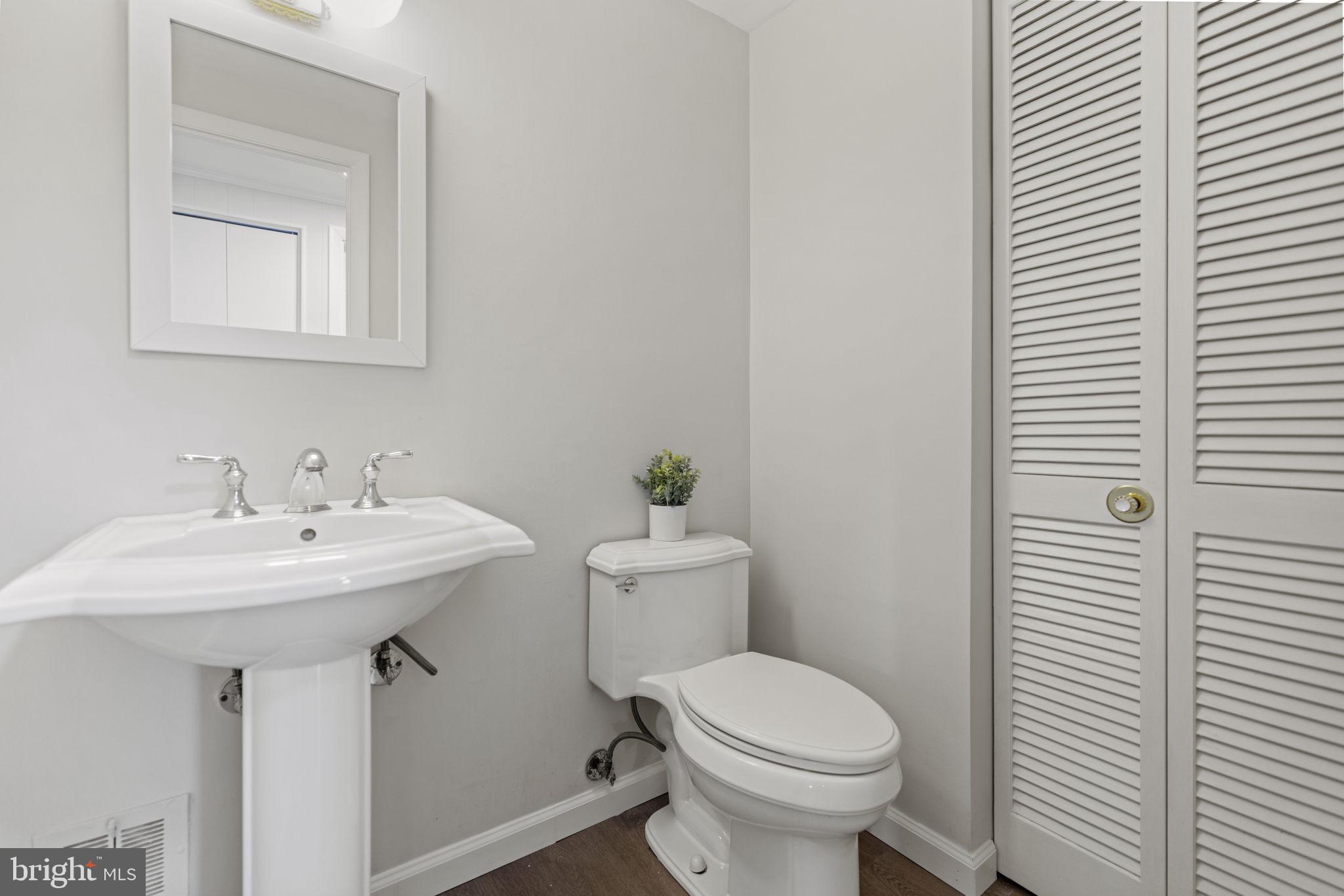 STONEGATE - Residential