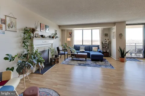 MLS: MDMC2216294