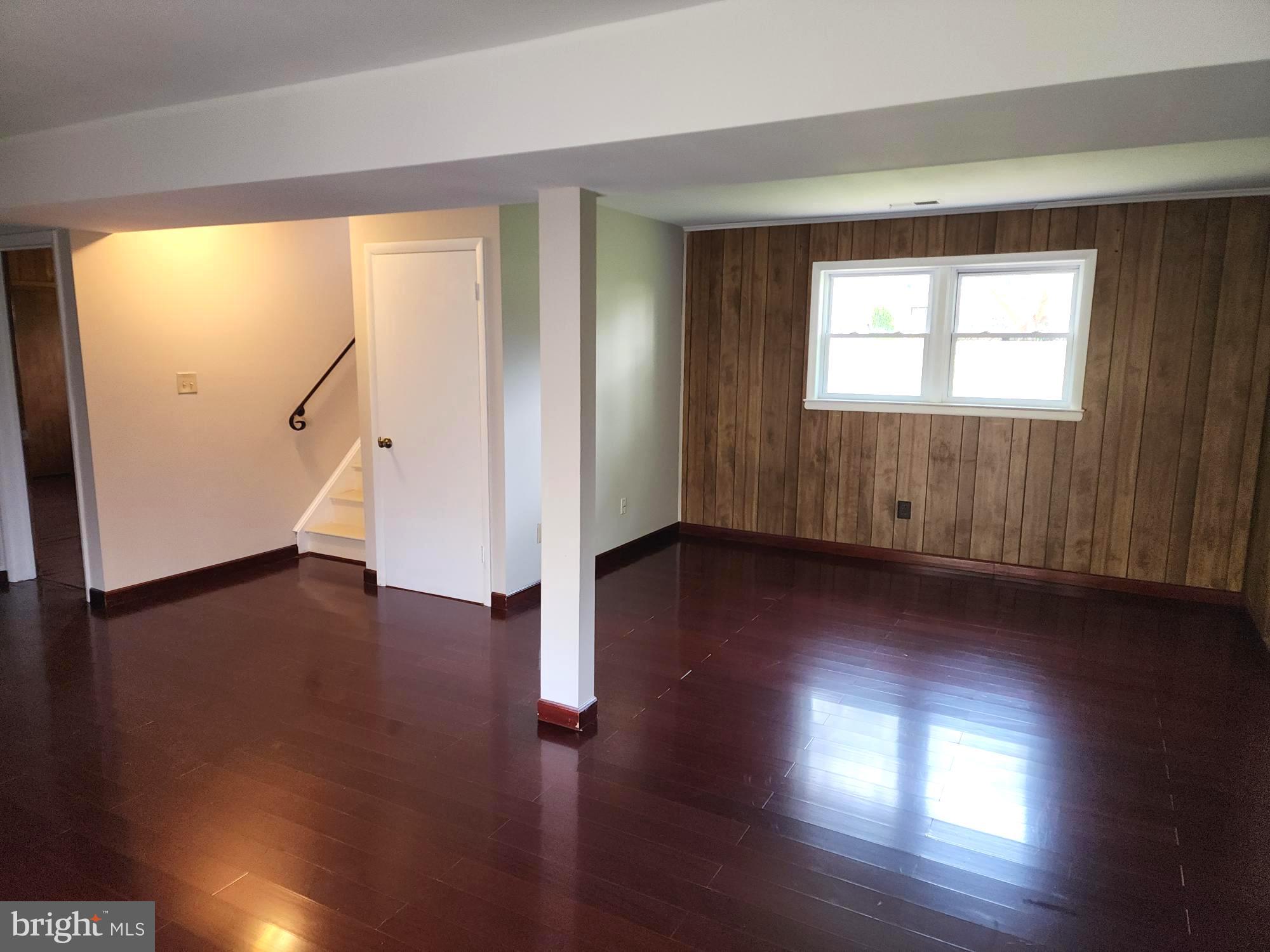 HOLMES RUN WOODS WEST - Residential Lease