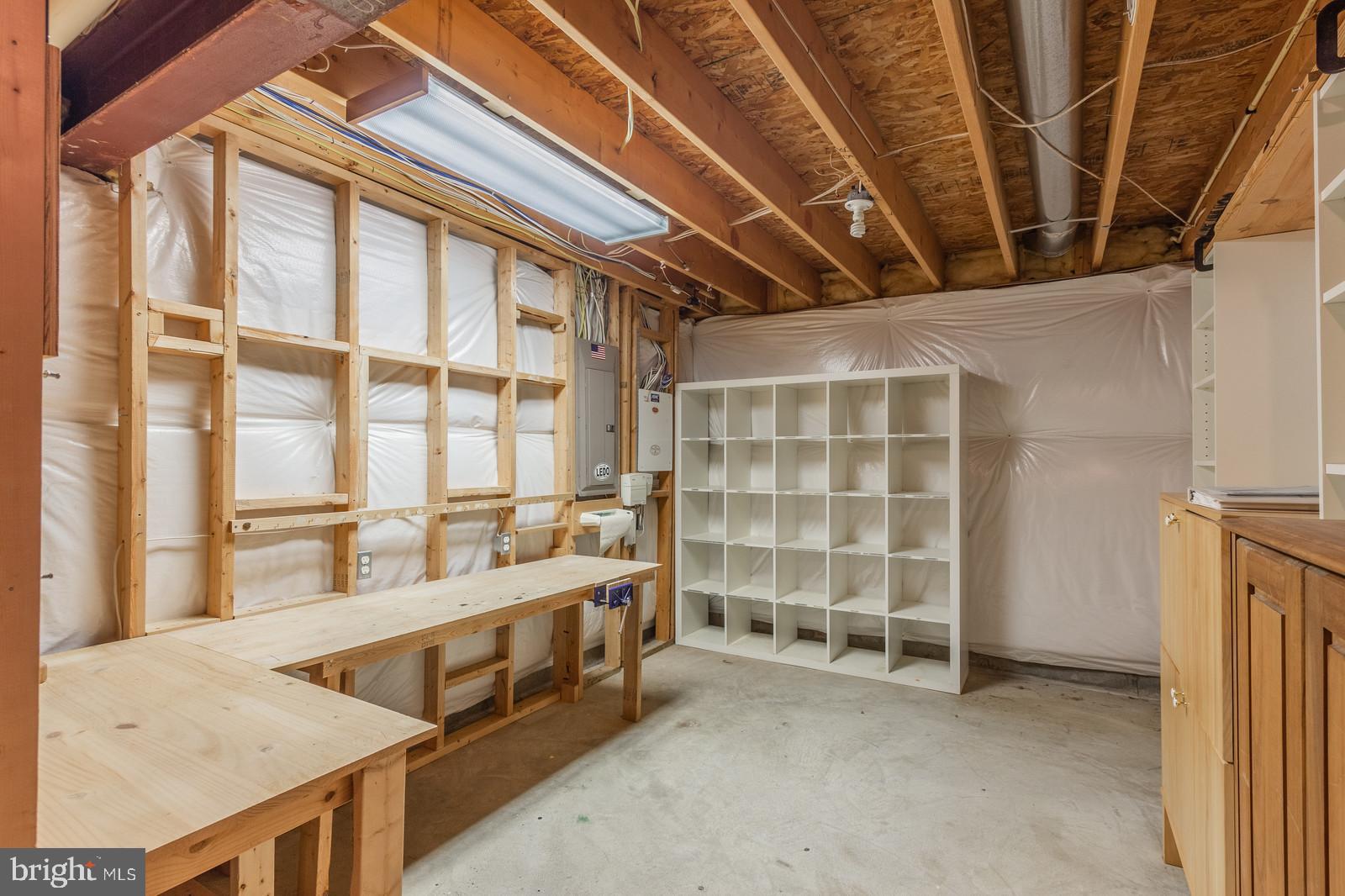 VIRGINIA HERITAGE AT LEE'S PARK - Residential