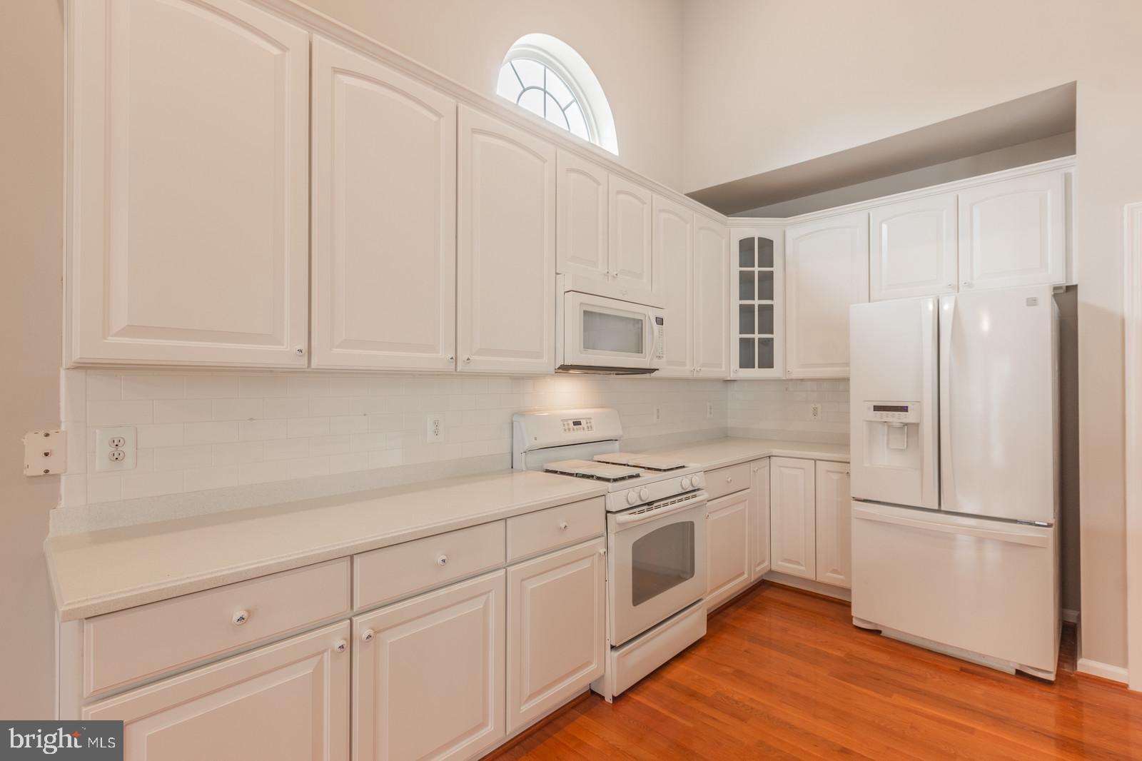 VIRGINIA HERITAGE AT LEE'S PARK - Residential