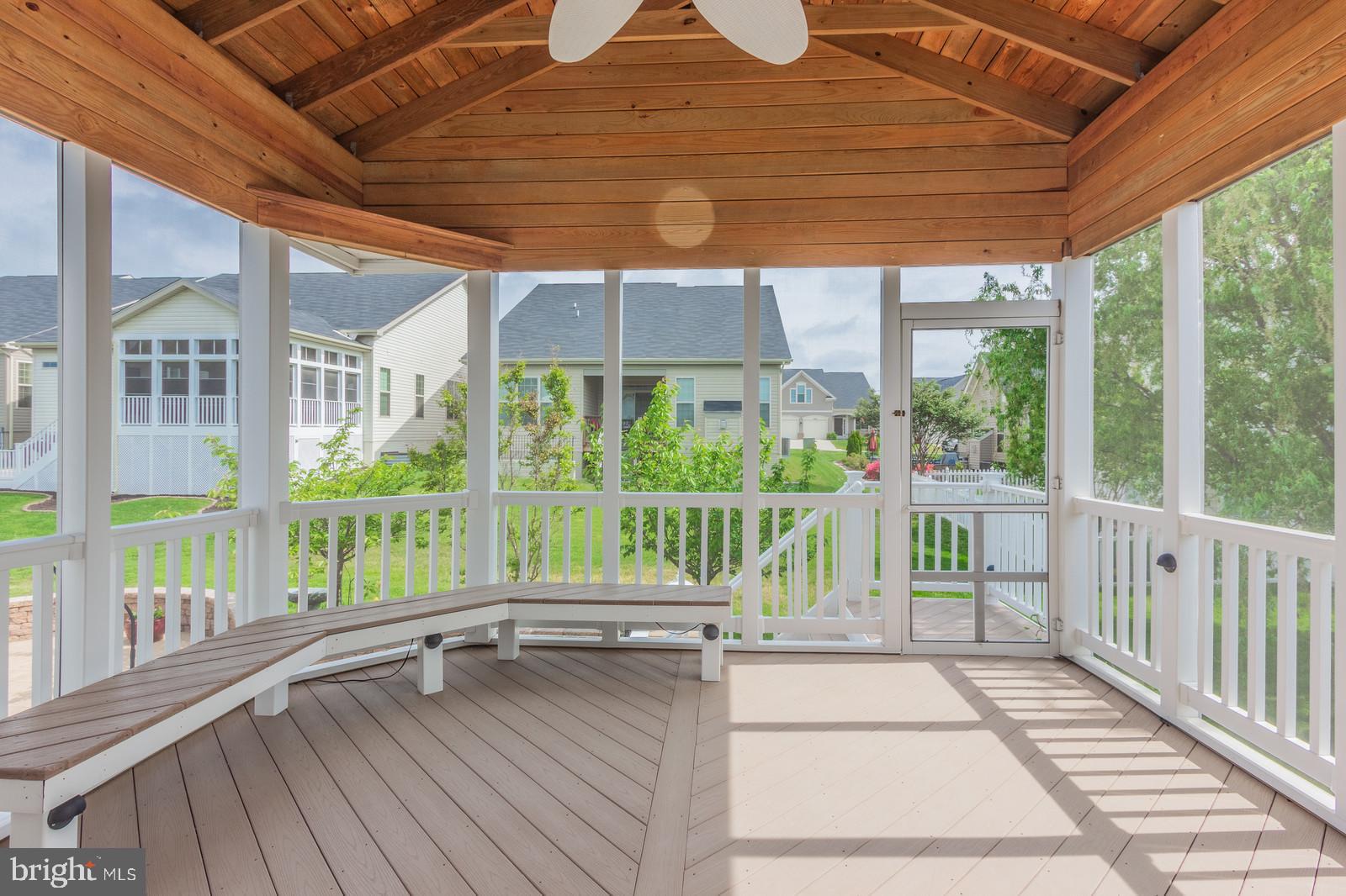 VIRGINIA HERITAGE AT LEE'S PARK - Residential