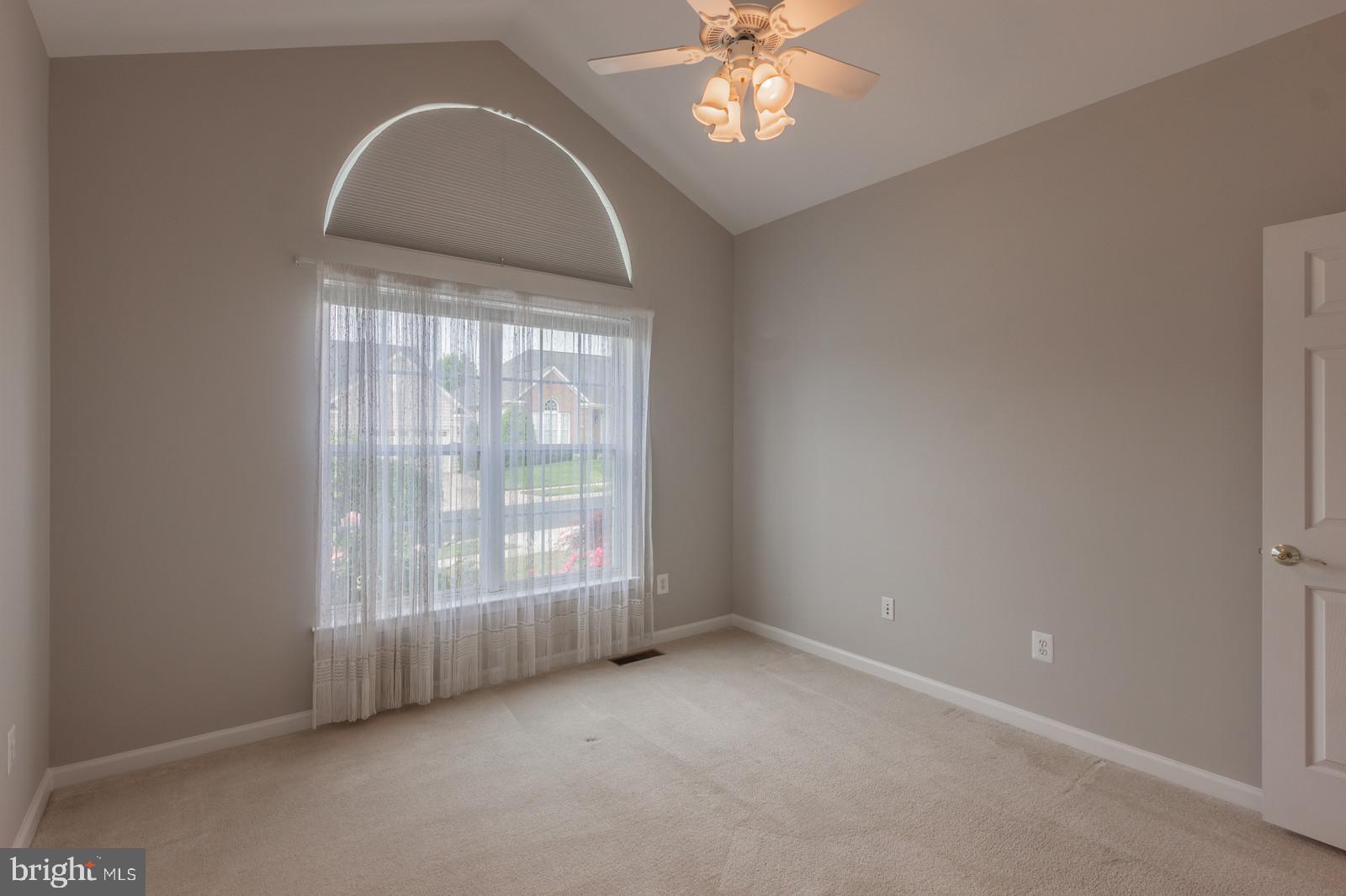 VIRGINIA HERITAGE AT LEE'S PARK - Residential