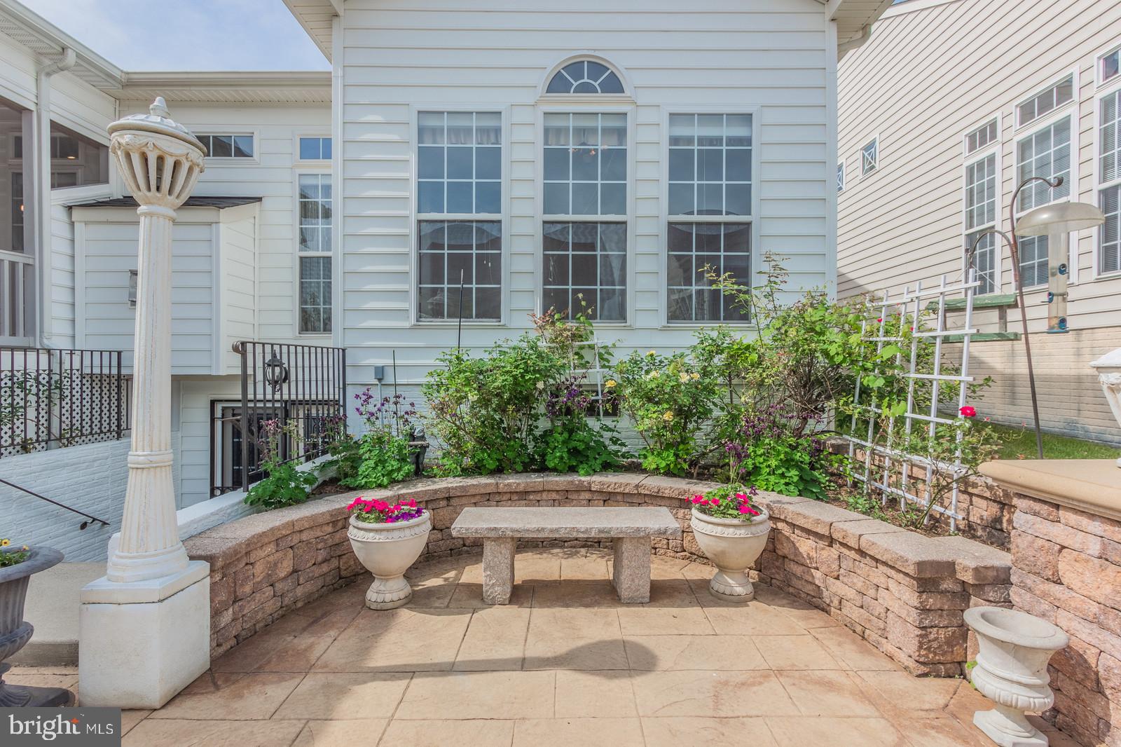 VIRGINIA HERITAGE AT LEE'S PARK - Residential