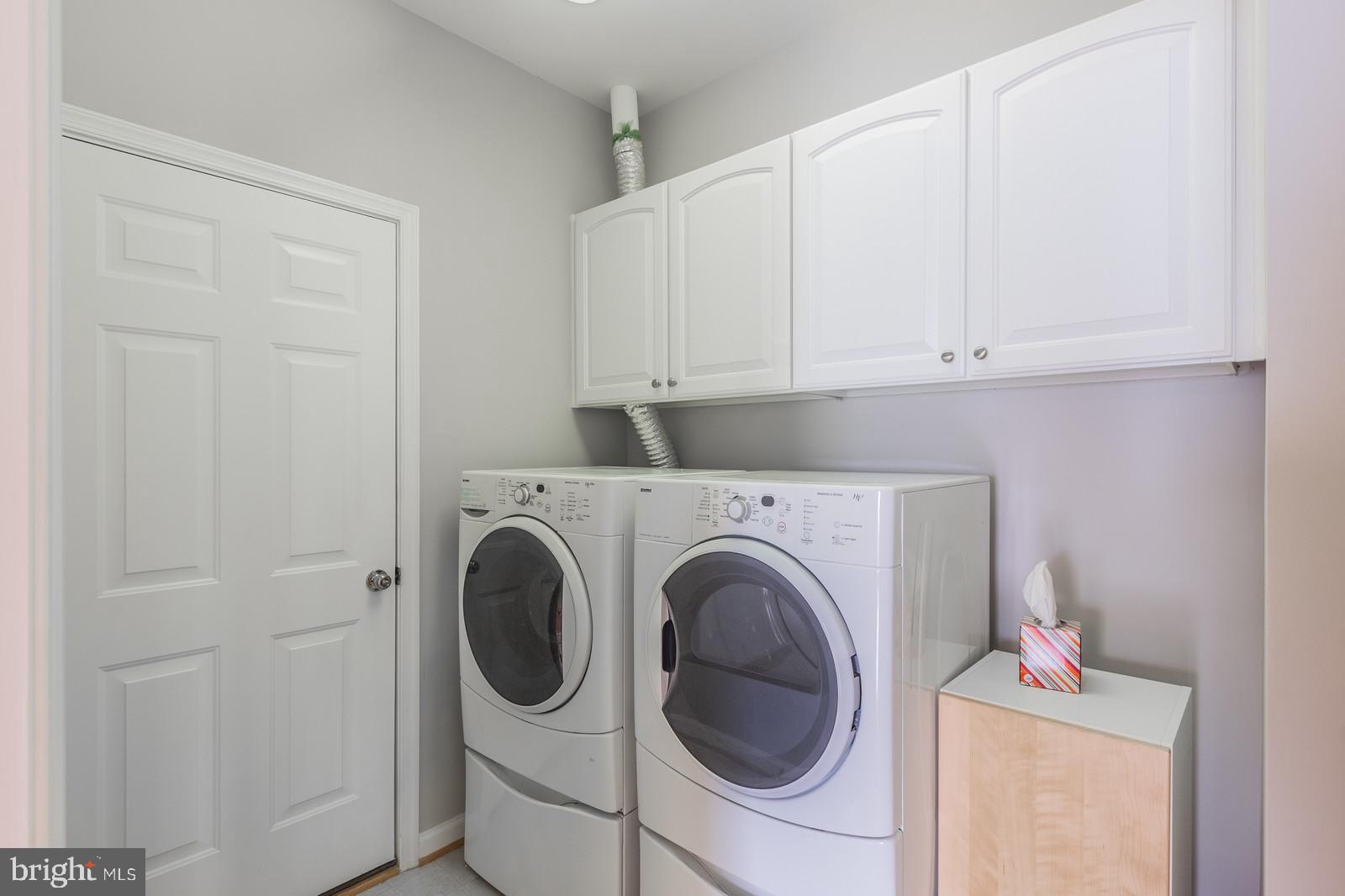 VIRGINIA HERITAGE AT LEE'S PARK - Residential