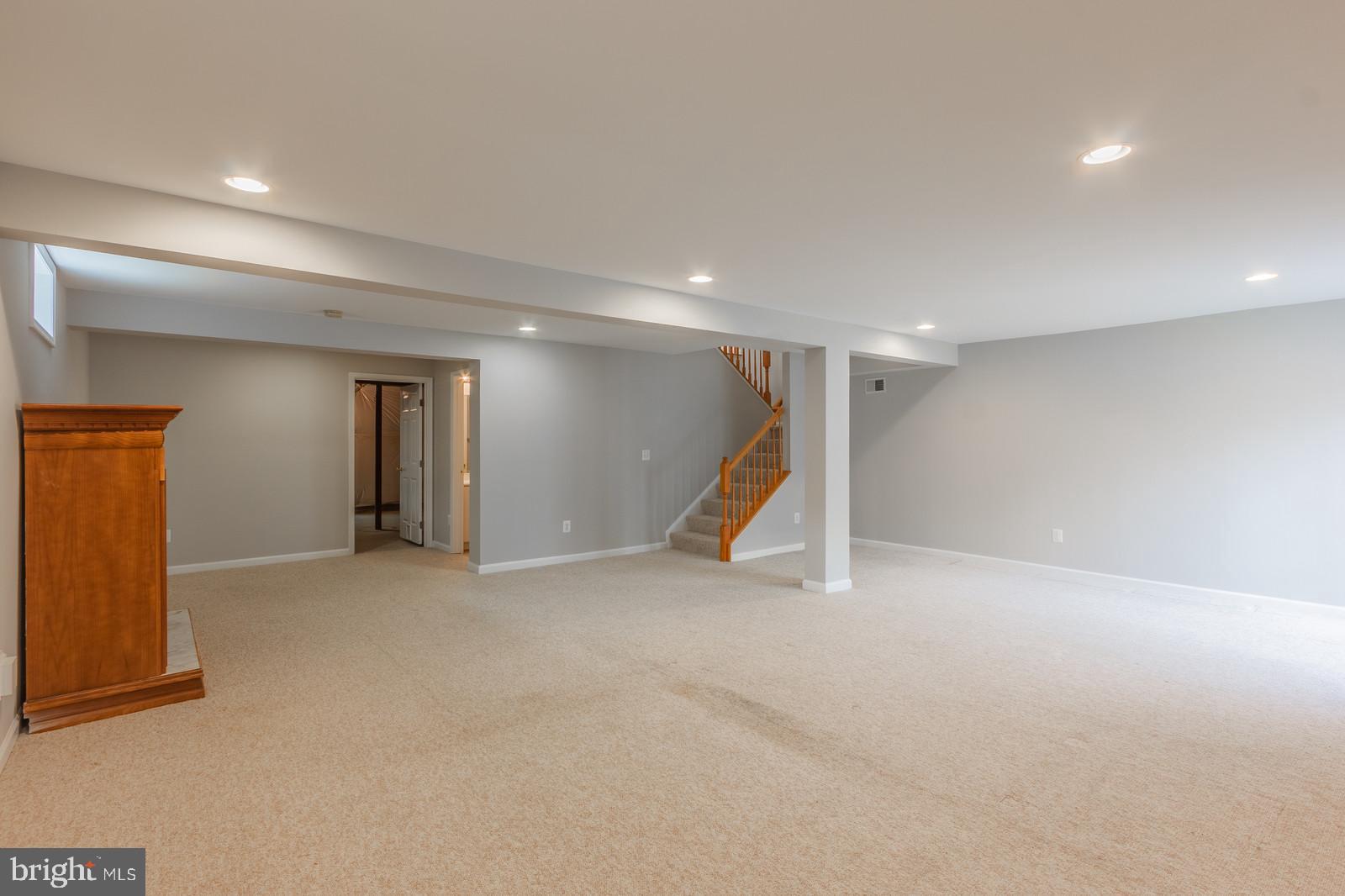 VIRGINIA HERITAGE AT LEE'S PARK - Residential