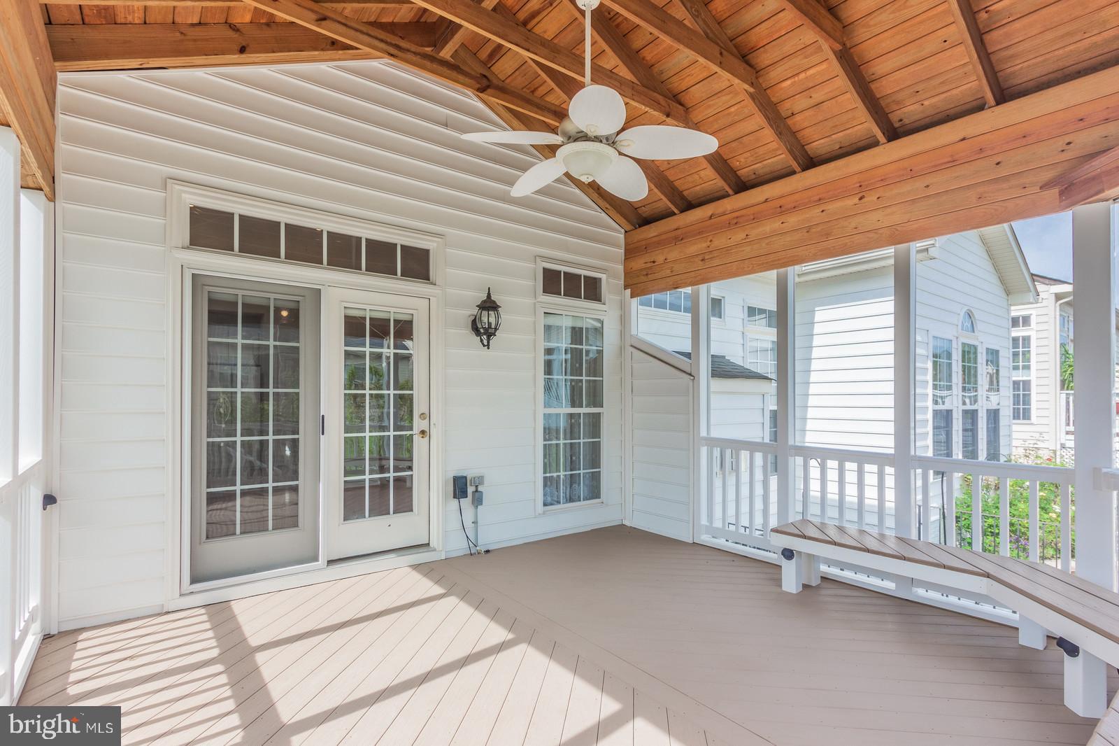 VIRGINIA HERITAGE AT LEE'S PARK - Residential