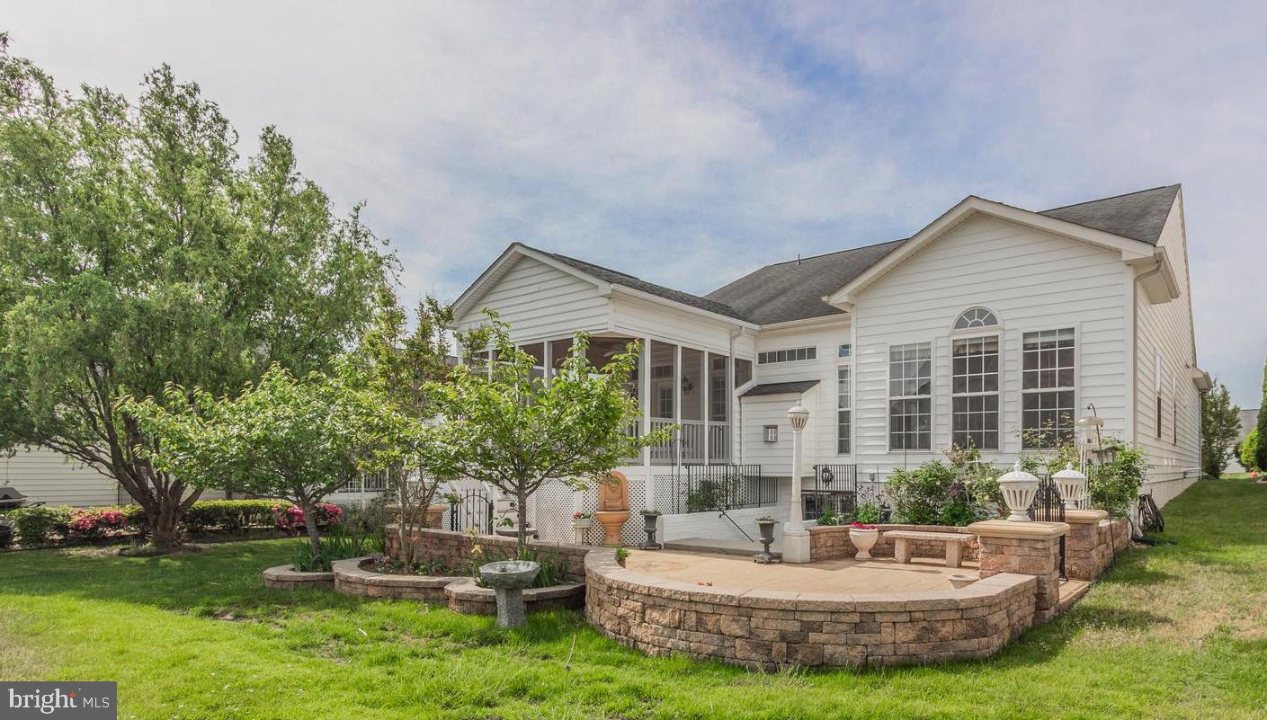 VIRGINIA HERITAGE AT LEE'S PARK - Residential