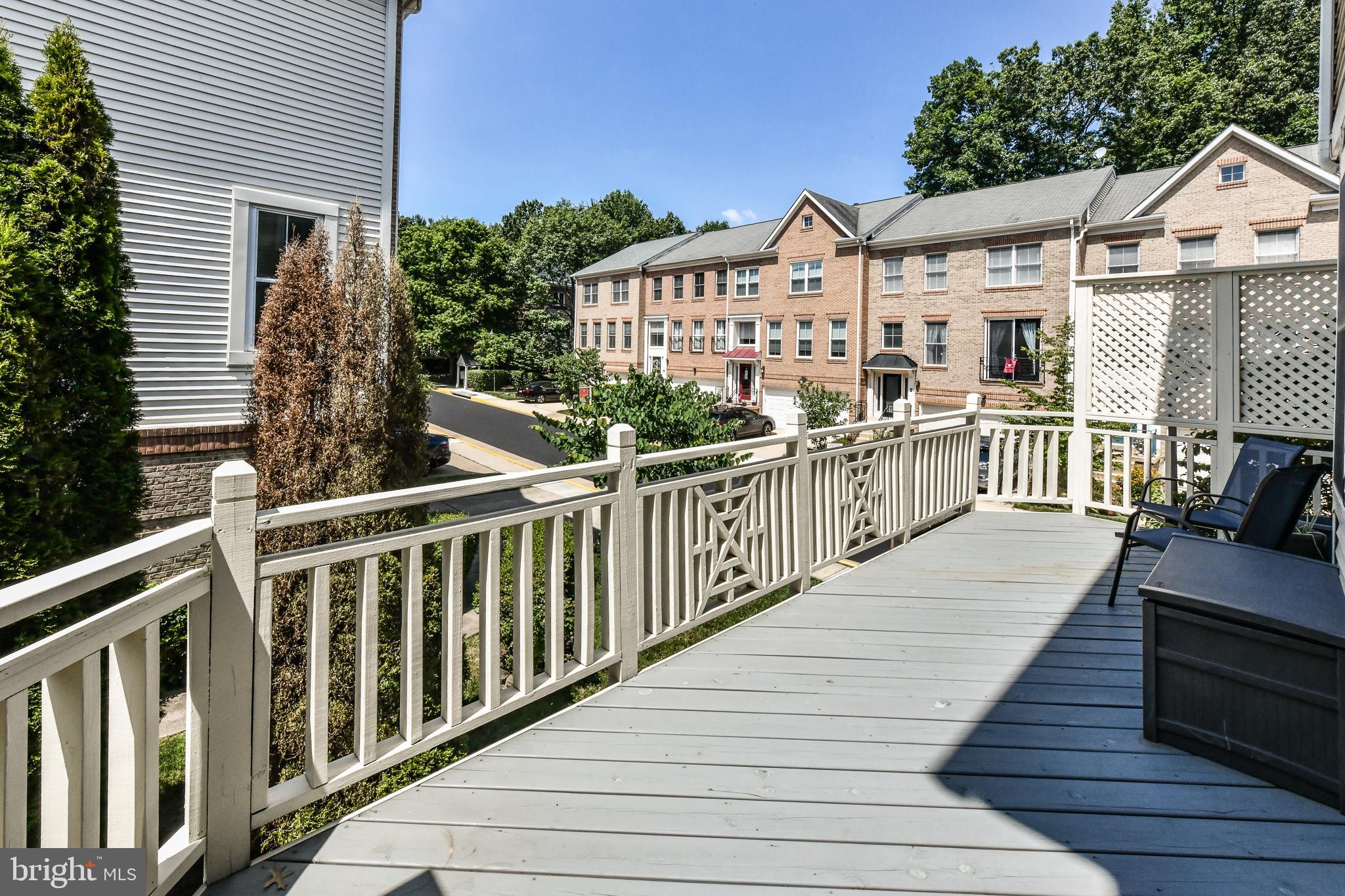 TOWNES AT WATERFORD - Residential Lease