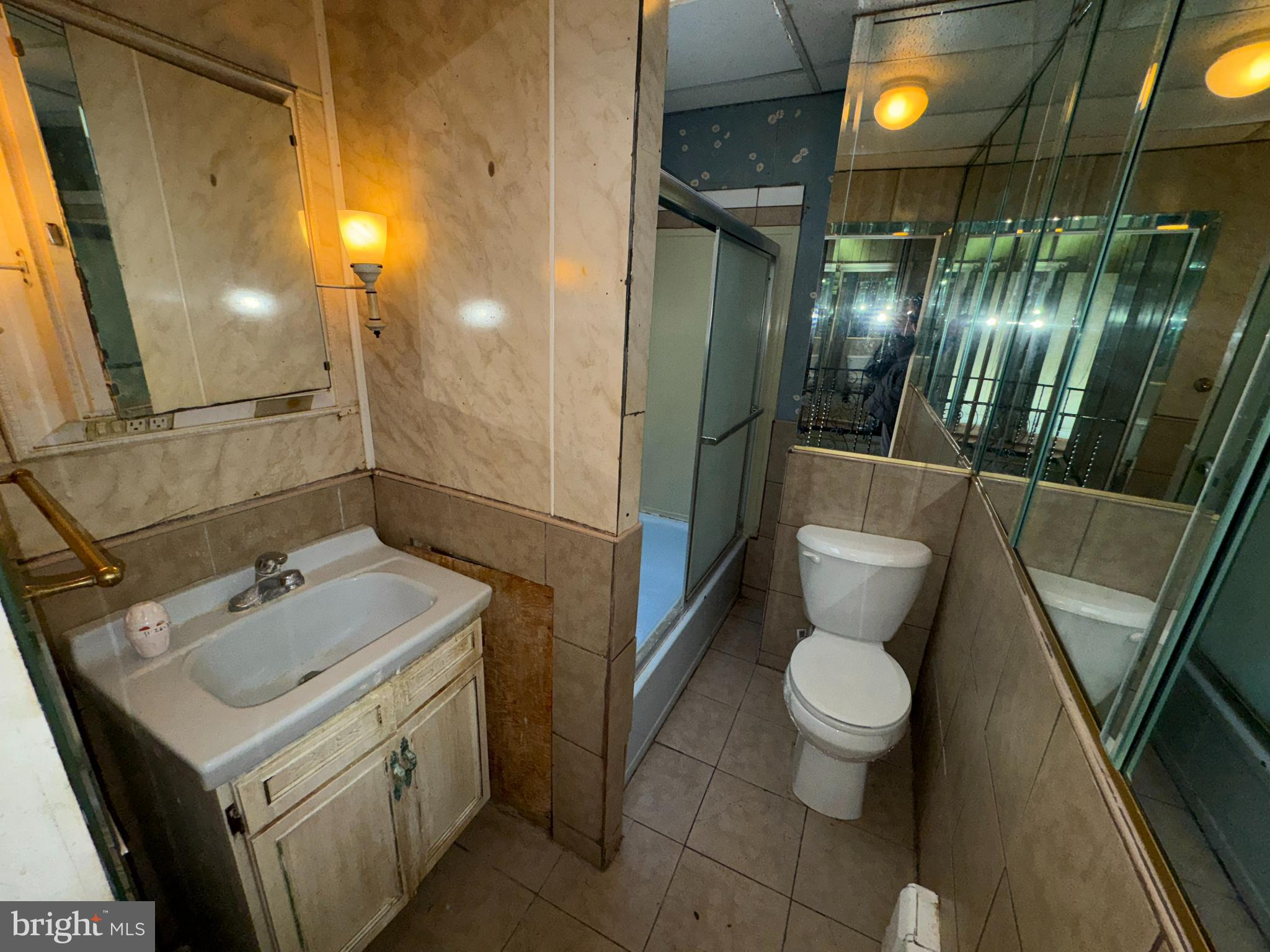 WEST PHILADELPHIA - Residential