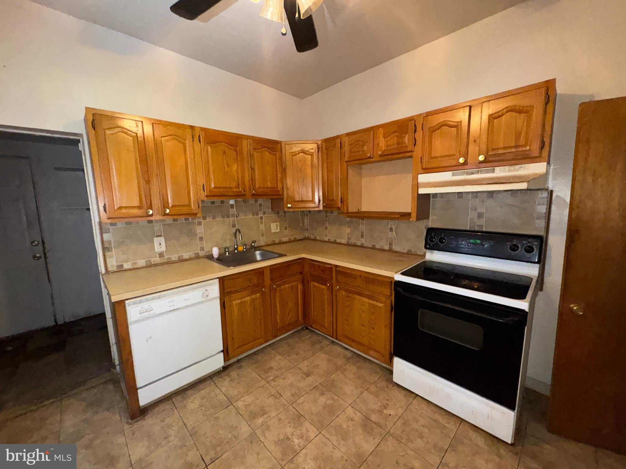 WEST PHILADELPHIA - Residential