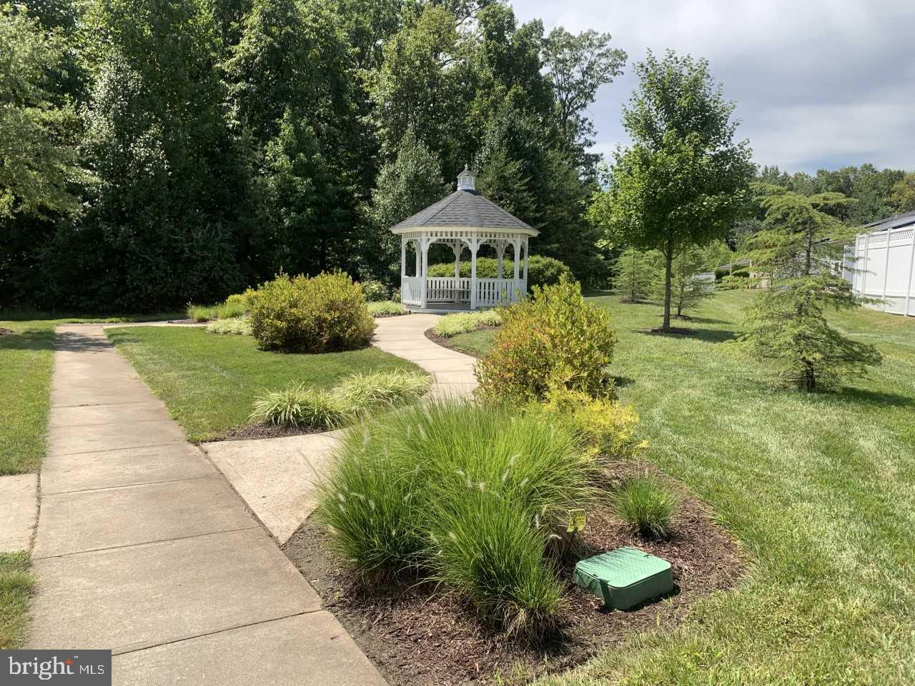 PINES OF LAUREL-PLAT 13- - Residential