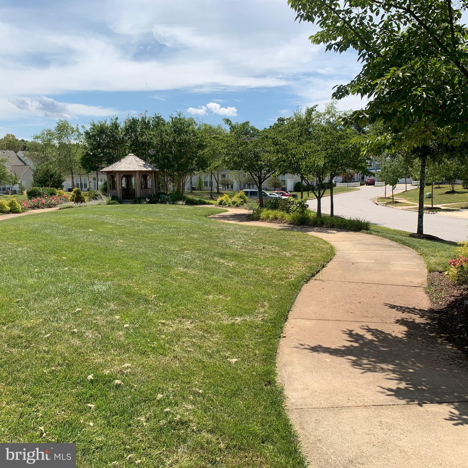 PINES OF LAUREL-PLAT 13- - Residential