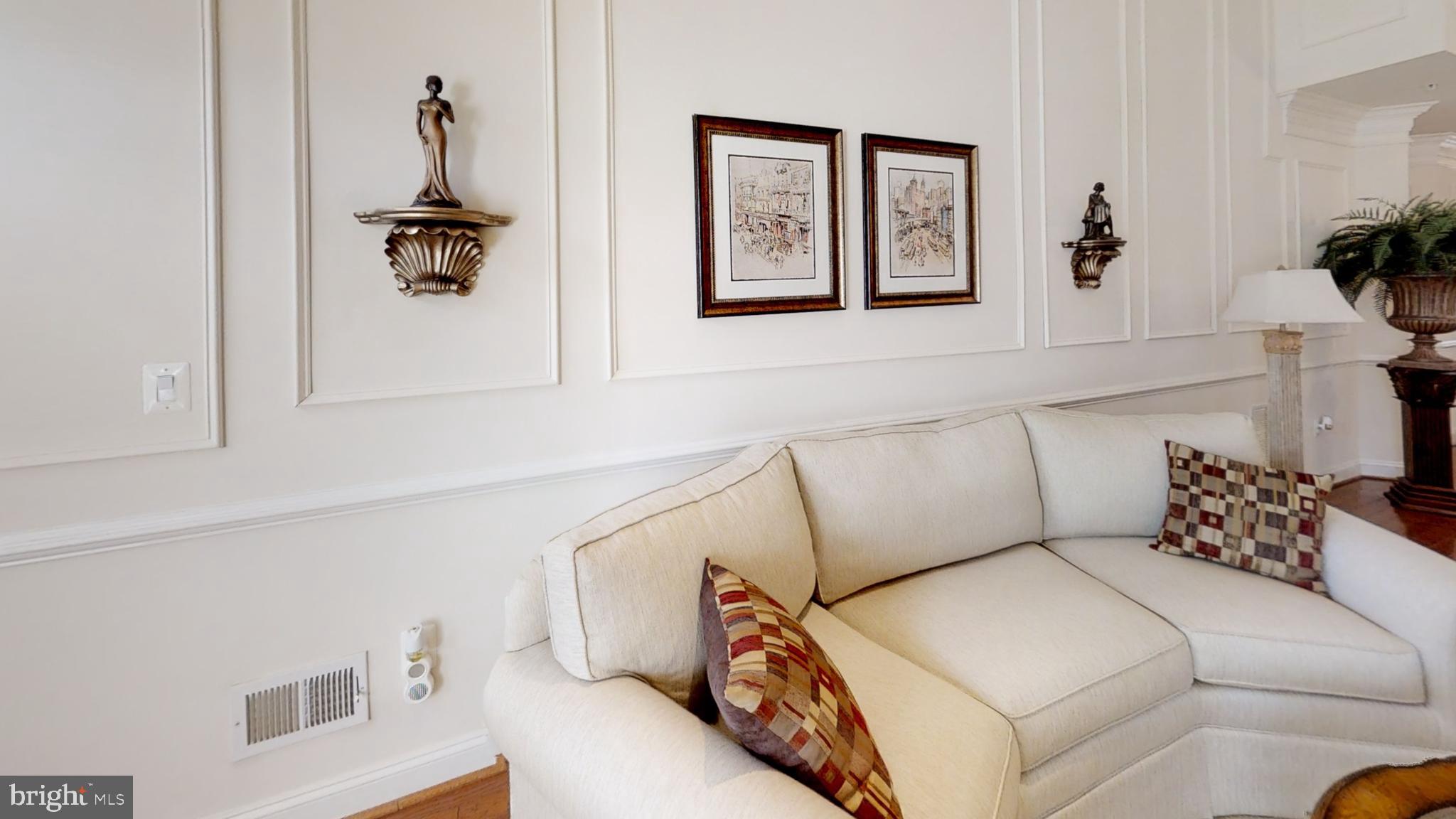 PINES OF LAUREL-PLAT 13- - Residential