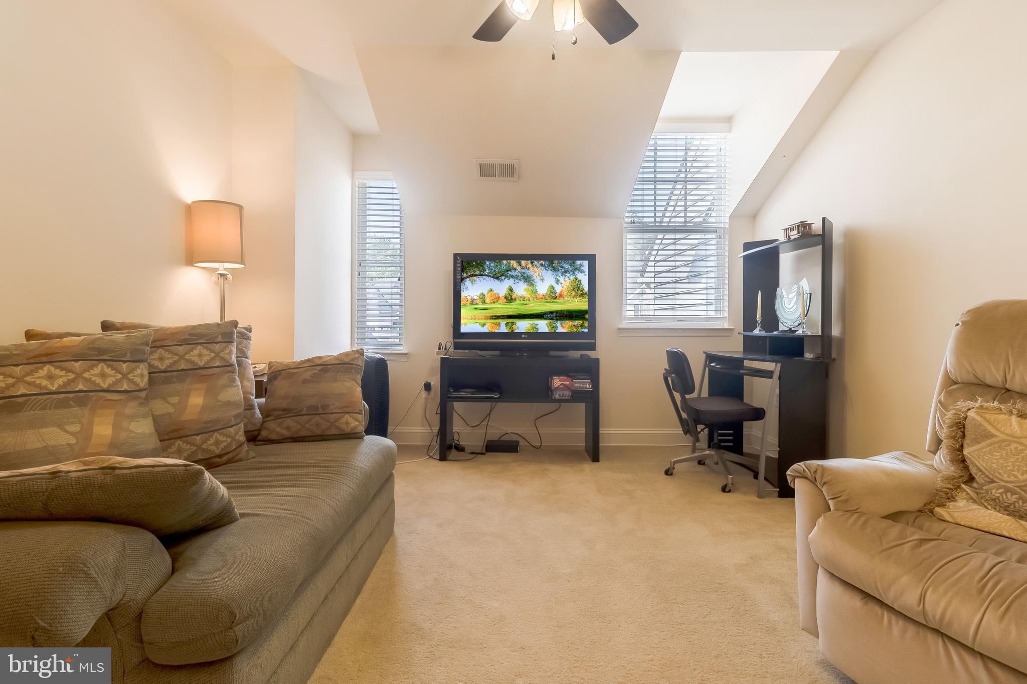 PINES OF LAUREL-PLAT 13- - Residential