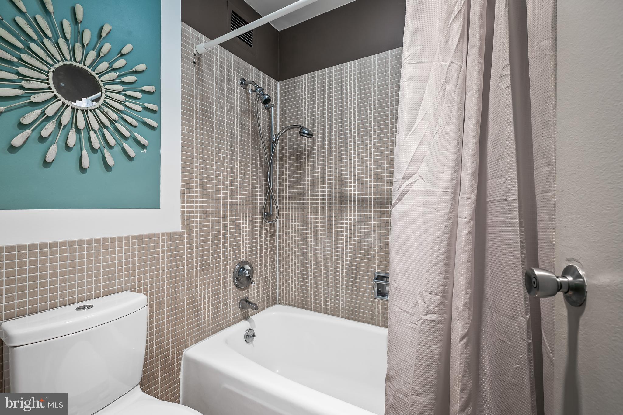 TUSCANY-CANTERBURY - Residential