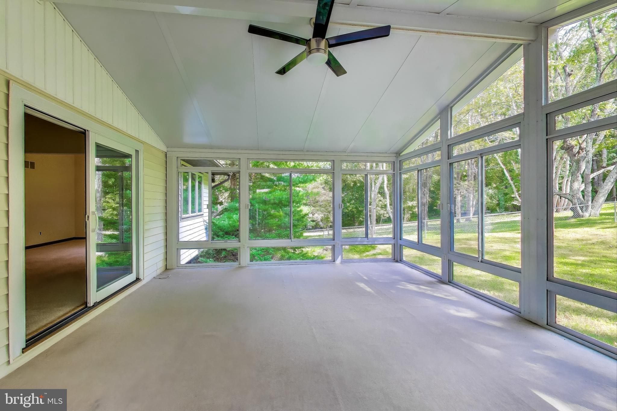 GRAVELY - Residential