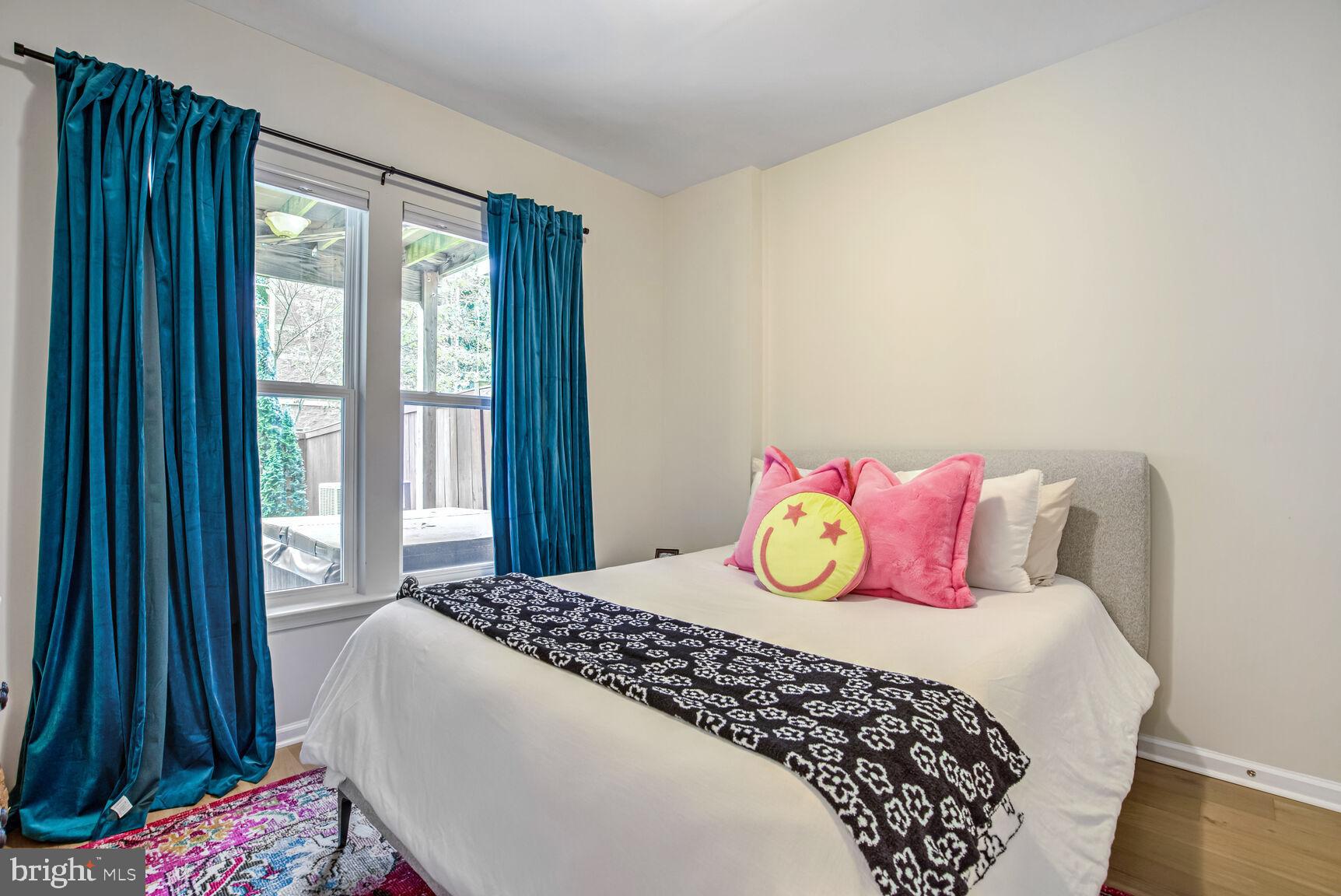 OVERLOOK AT UNIVERSITY CENTER - Residential