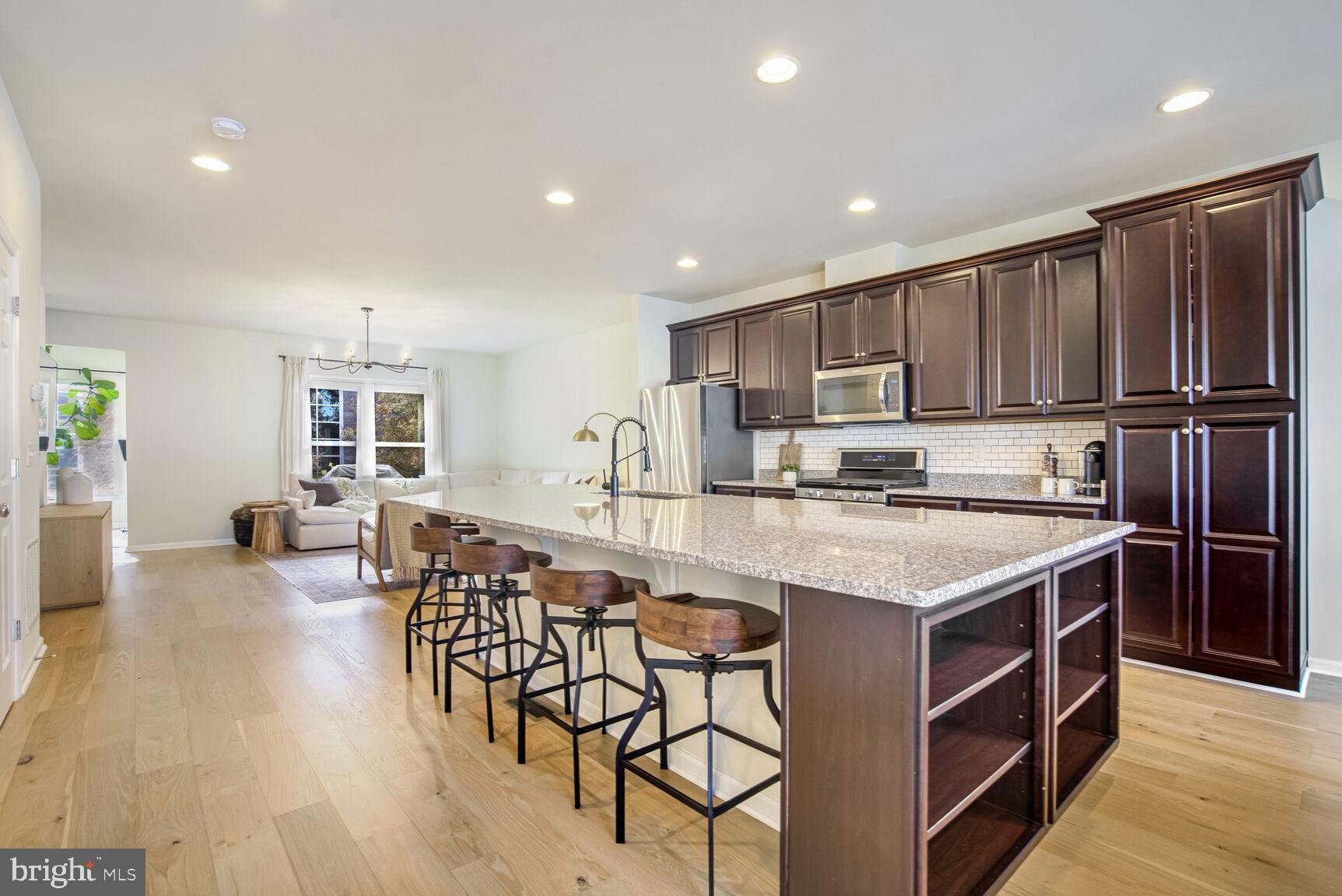 OVERLOOK AT UNIVERSITY CENTER - Residential