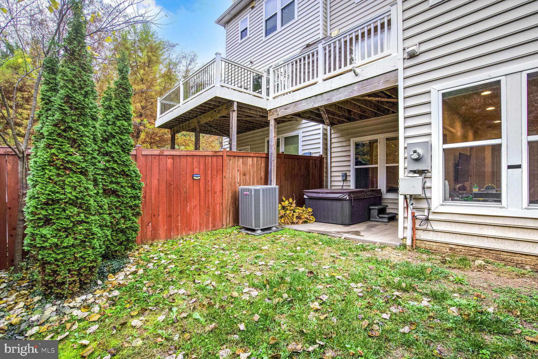 OVERLOOK AT UNIVERSITY CENTER - Residential