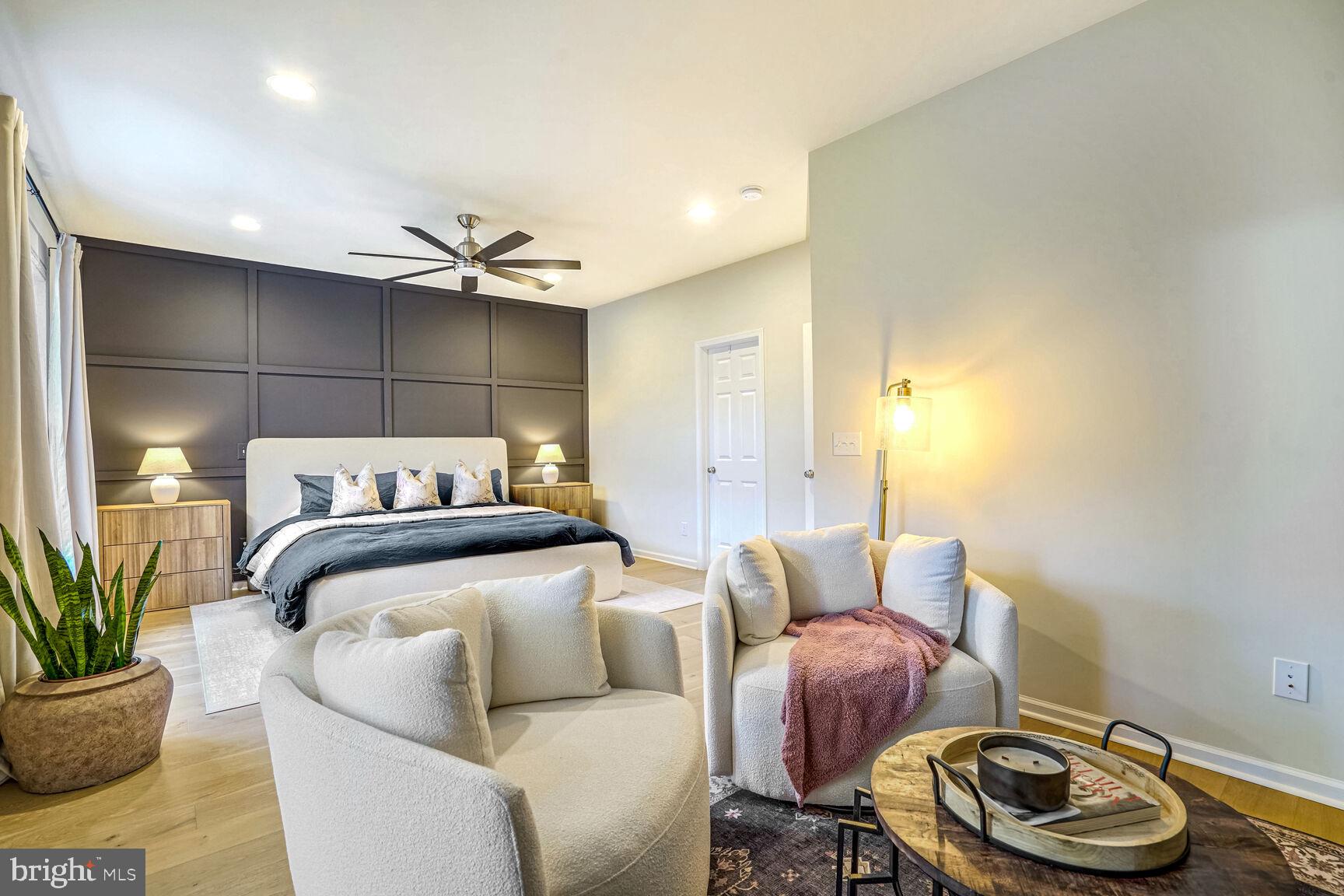 OVERLOOK AT UNIVERSITY CENTER - Residential