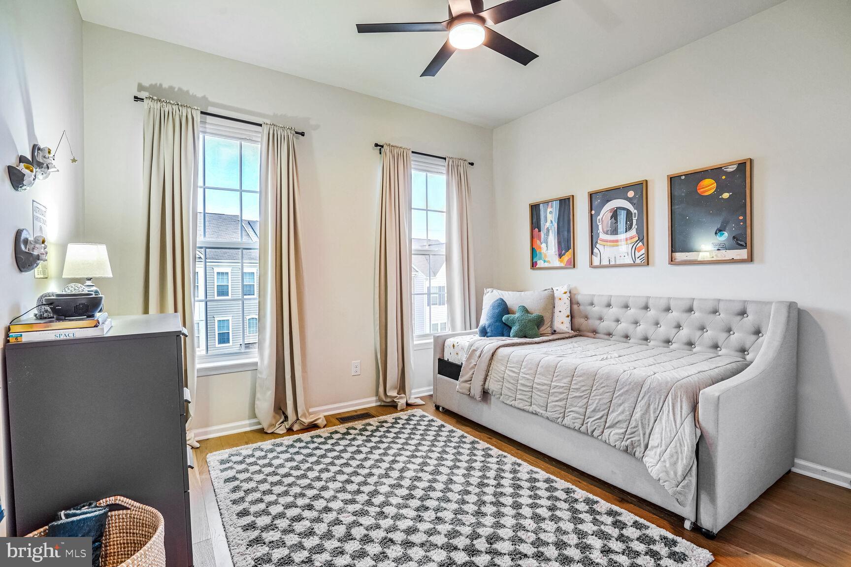 OVERLOOK AT UNIVERSITY CENTER - Residential