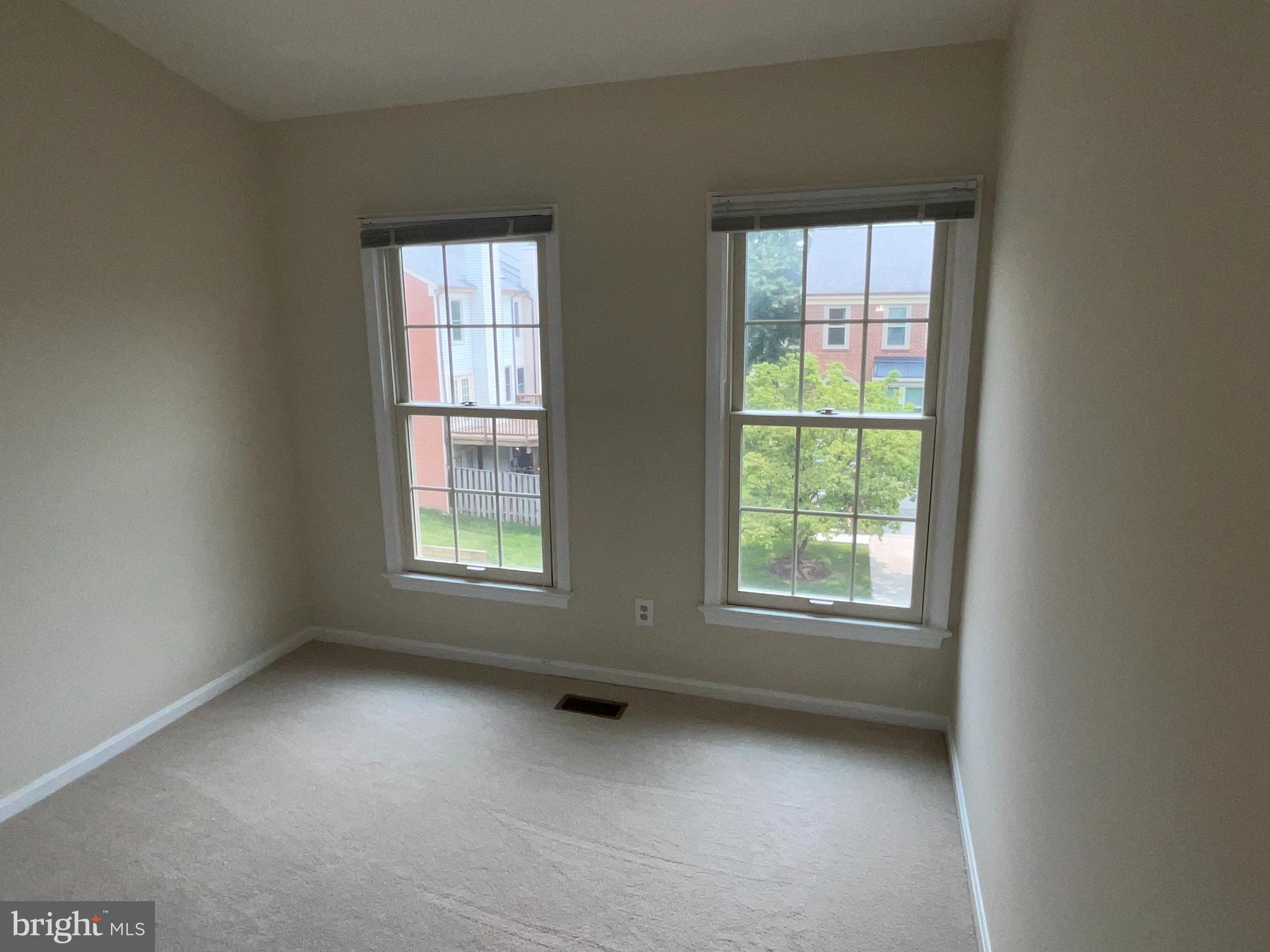 WOODMONT PLACE - Residential Lease