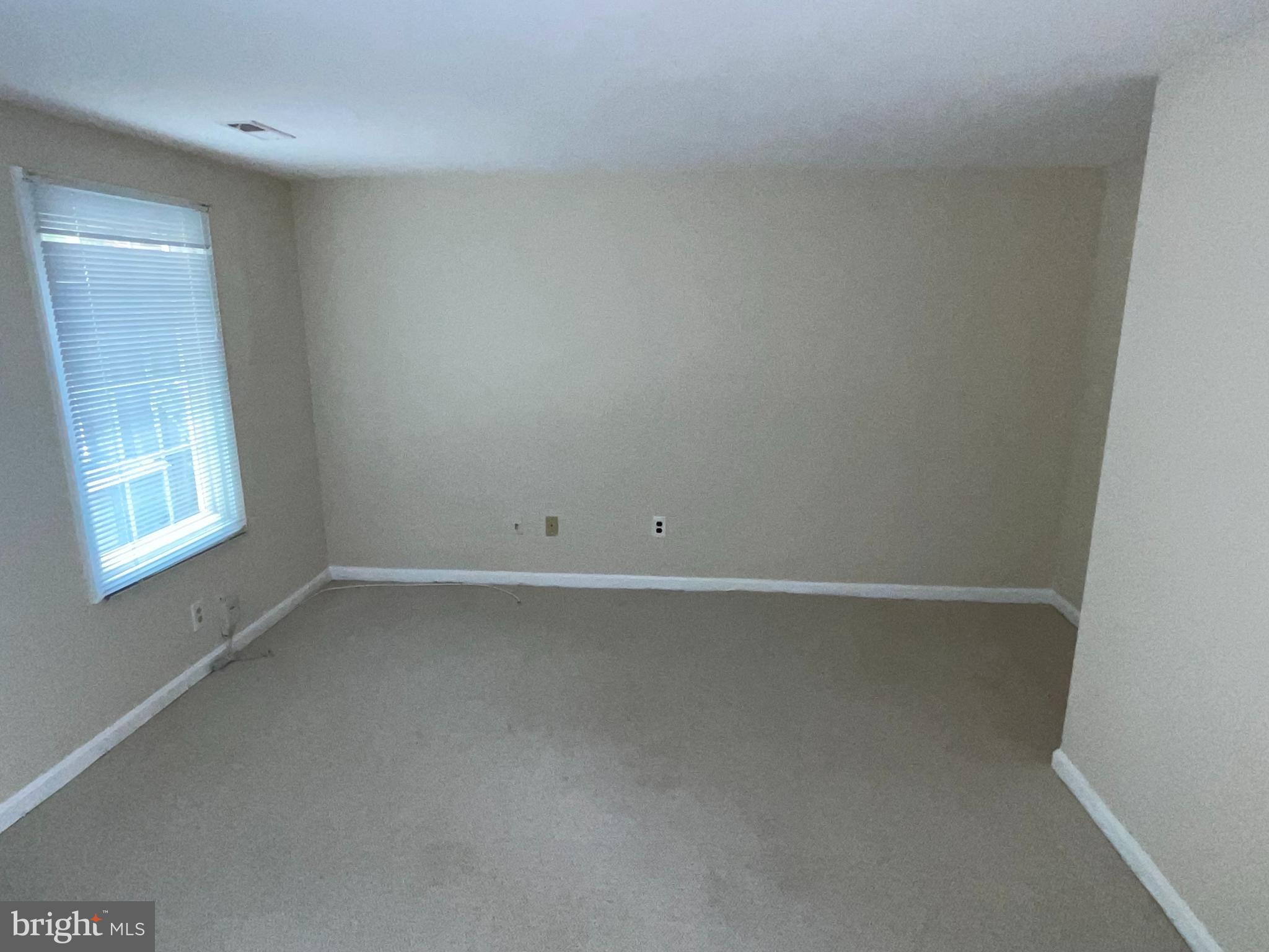 WOODMONT PLACE - Residential Lease