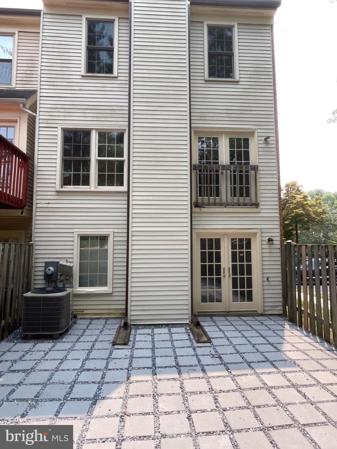 WOODMONT PLACE - Residential Lease