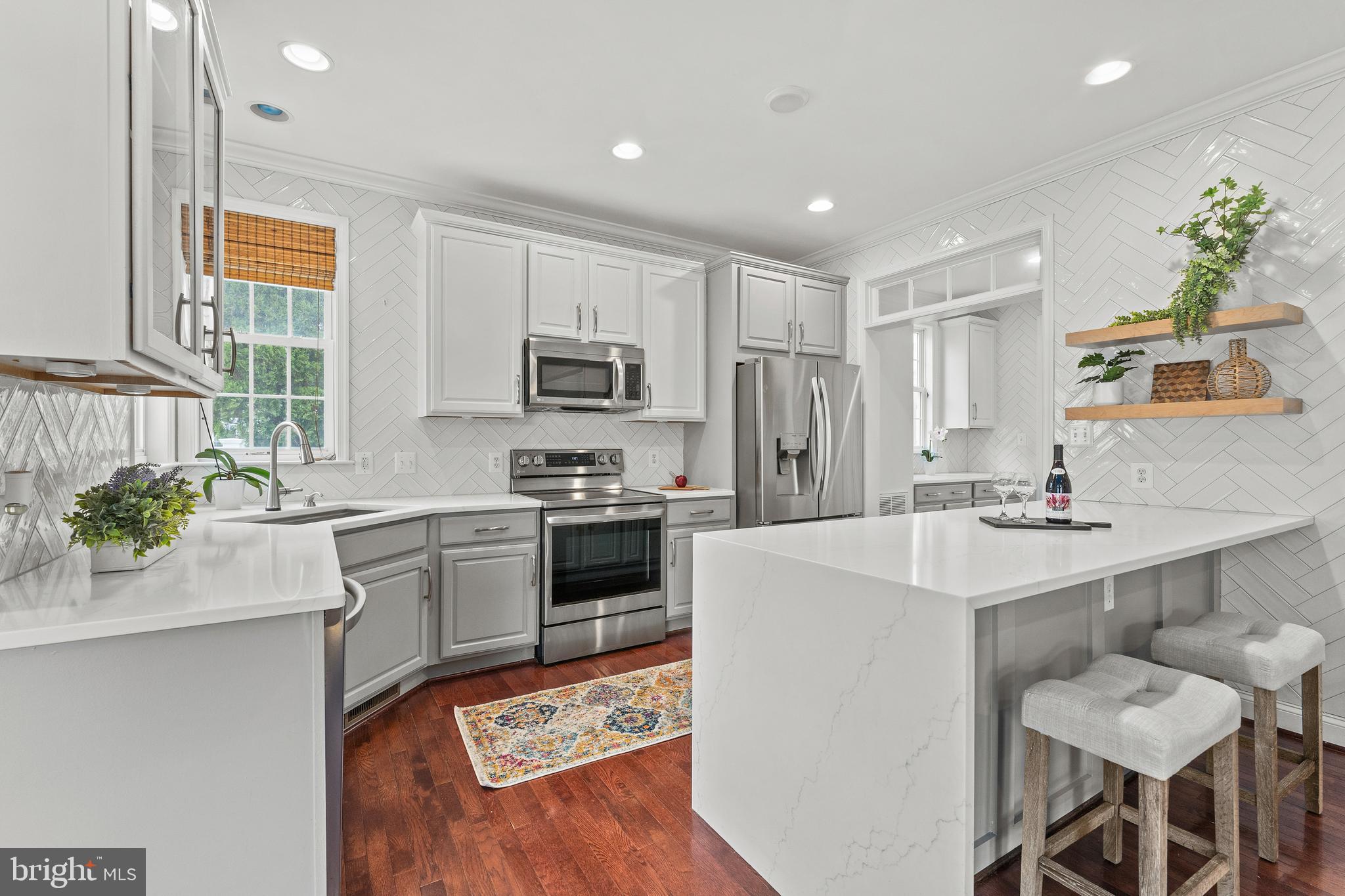 7230 JOHN TAYLOR MEWS