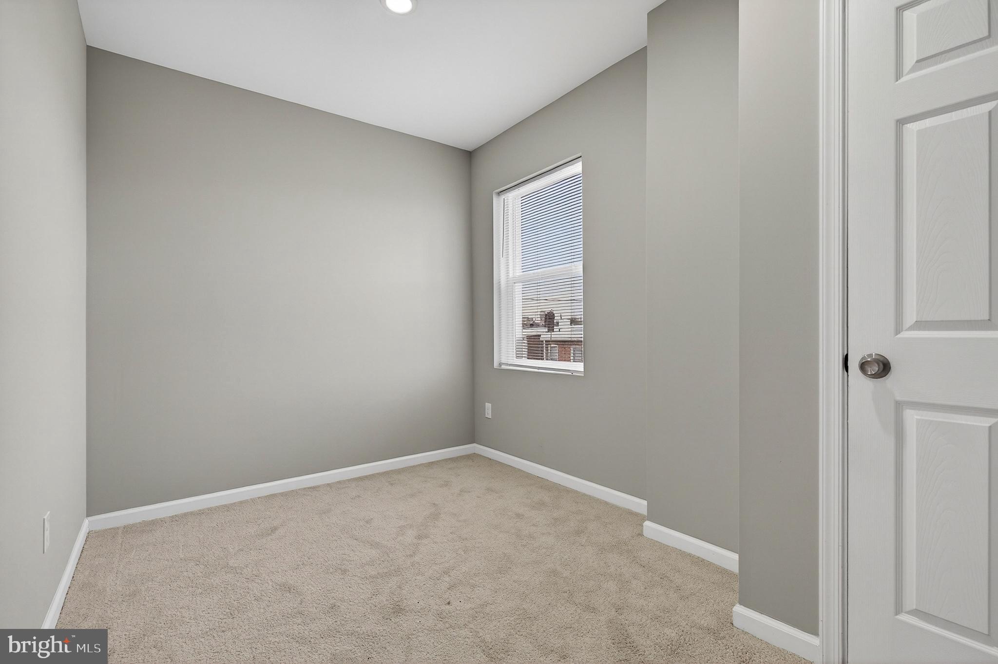 EAST BALTIMORE MIDWAY - Residential