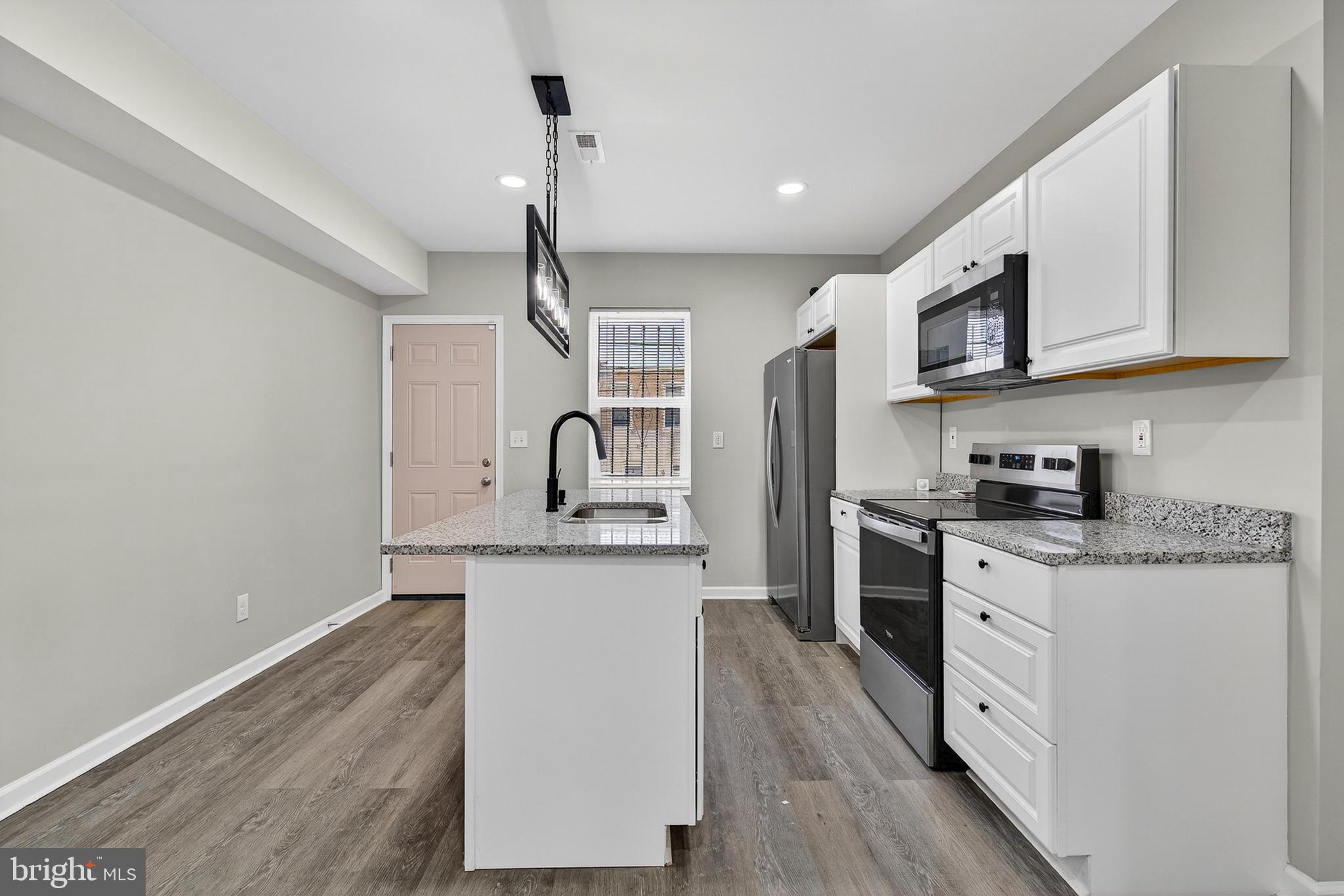 EAST BALTIMORE MIDWAY - Residential