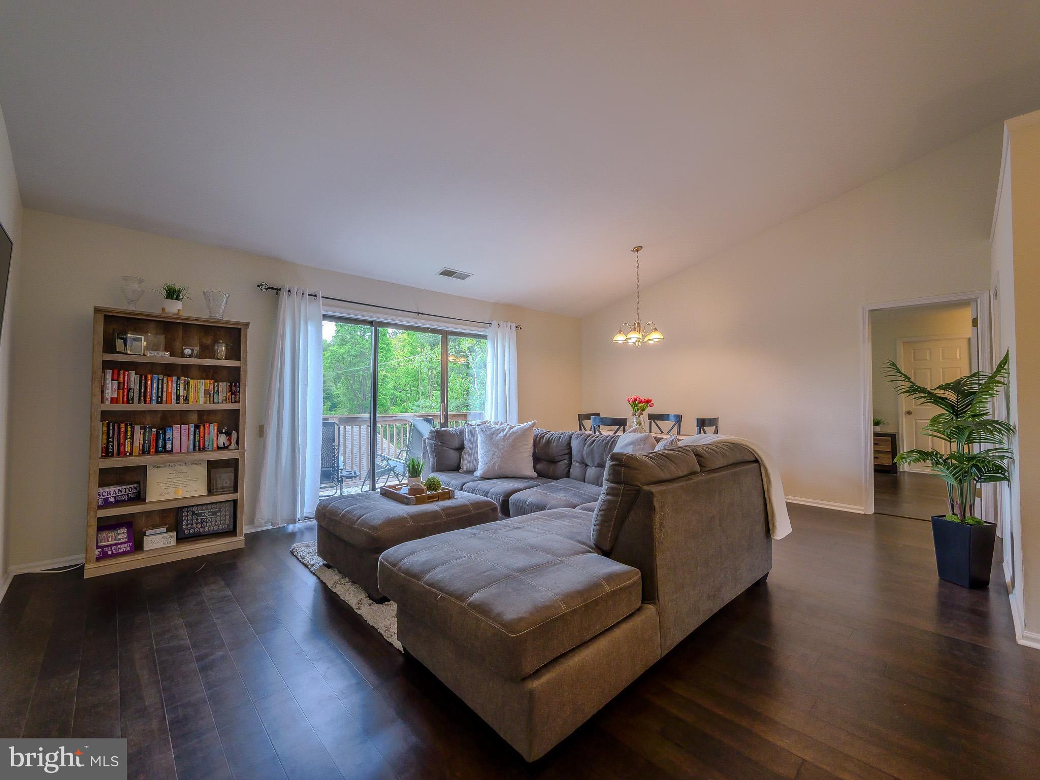 RUNNYMEADE FARMS - Residential