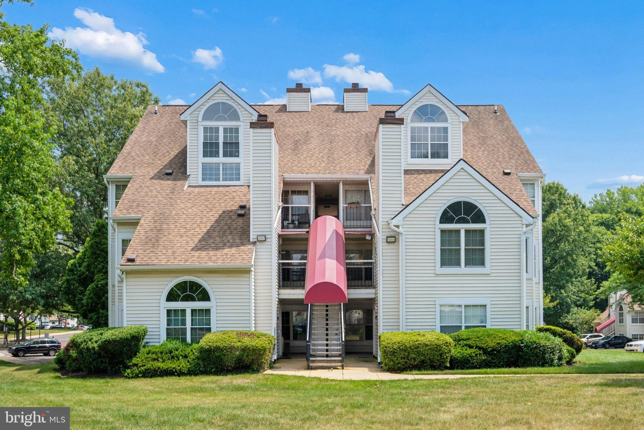 10416 Westridge Drive Unit 5-301