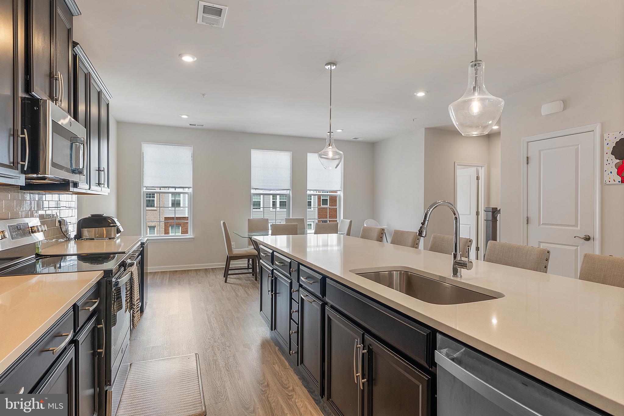 GLENN DALE COMMONS - Residential