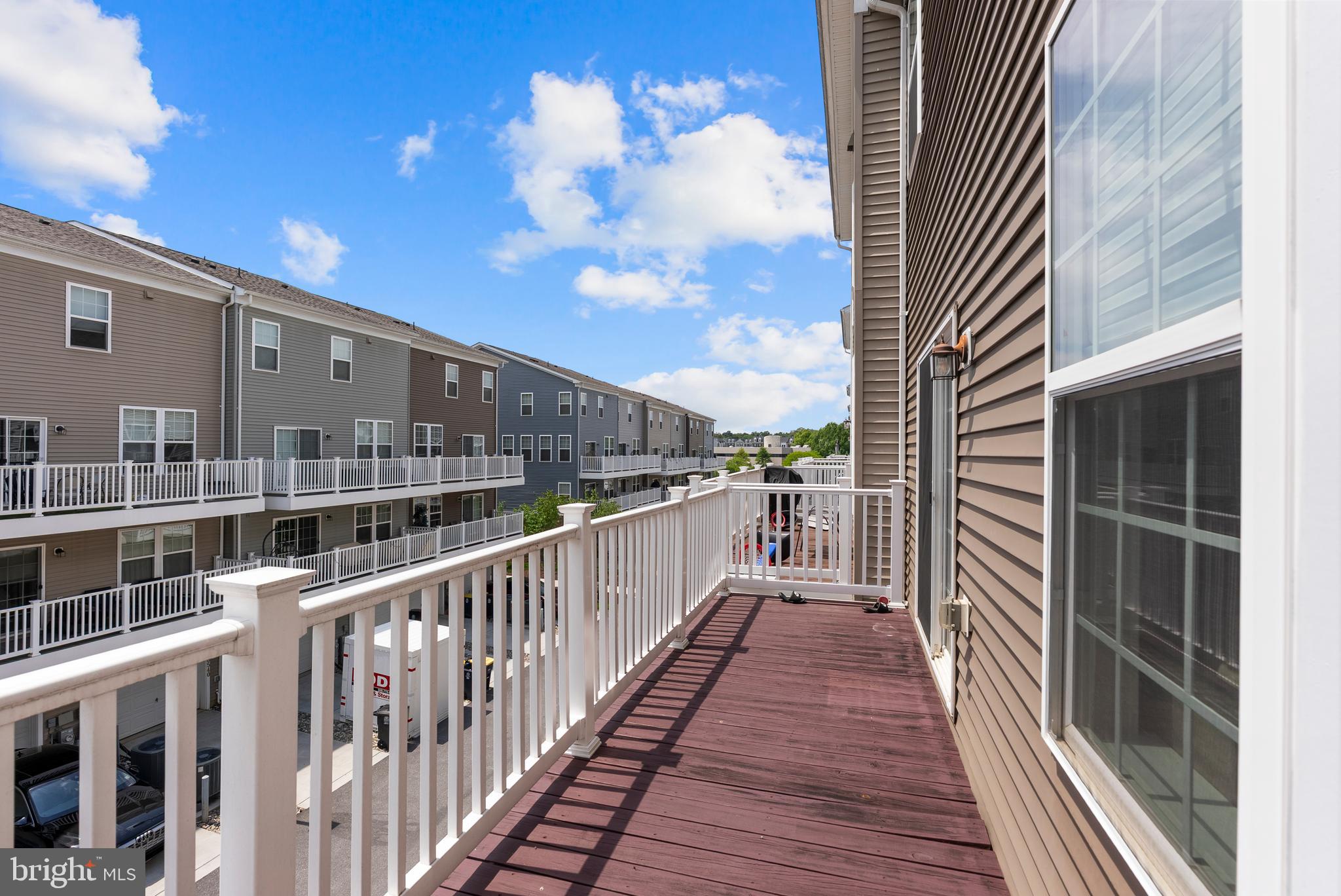 GLENN DALE COMMONS - Residential