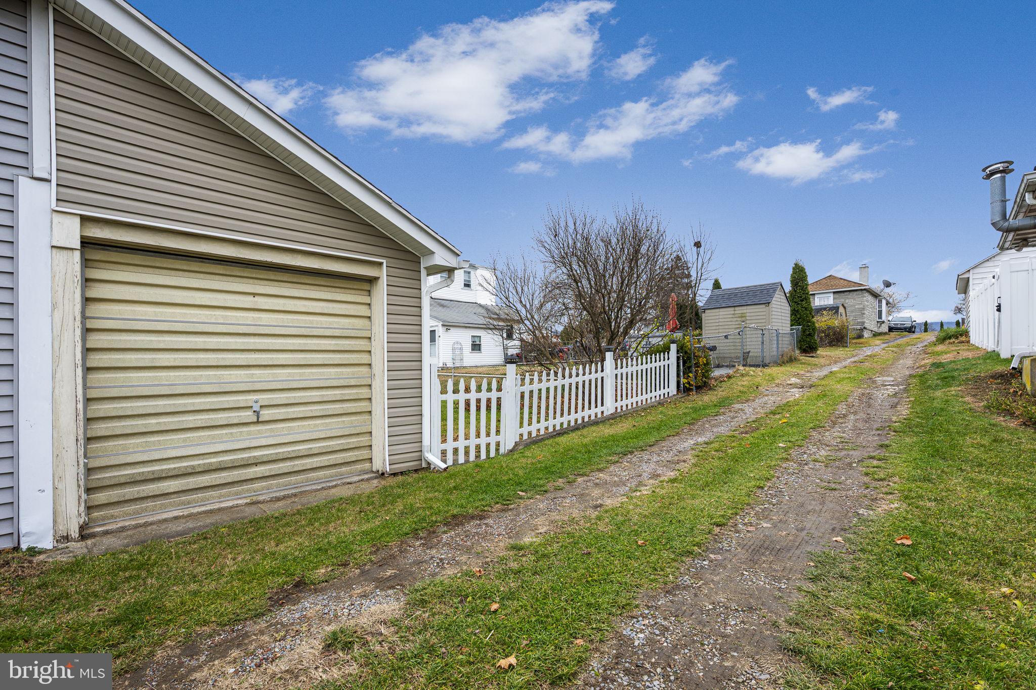 MUHLENBERG PARK - Residential