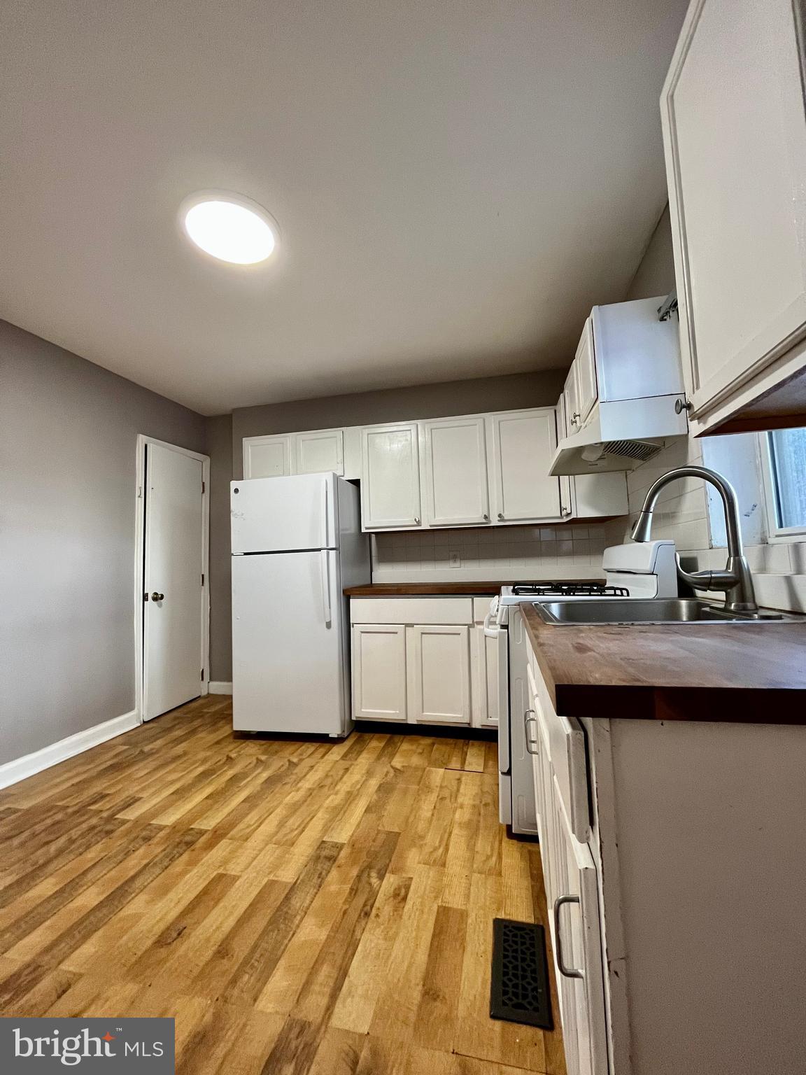 OLDE KENSINGTON - Residential