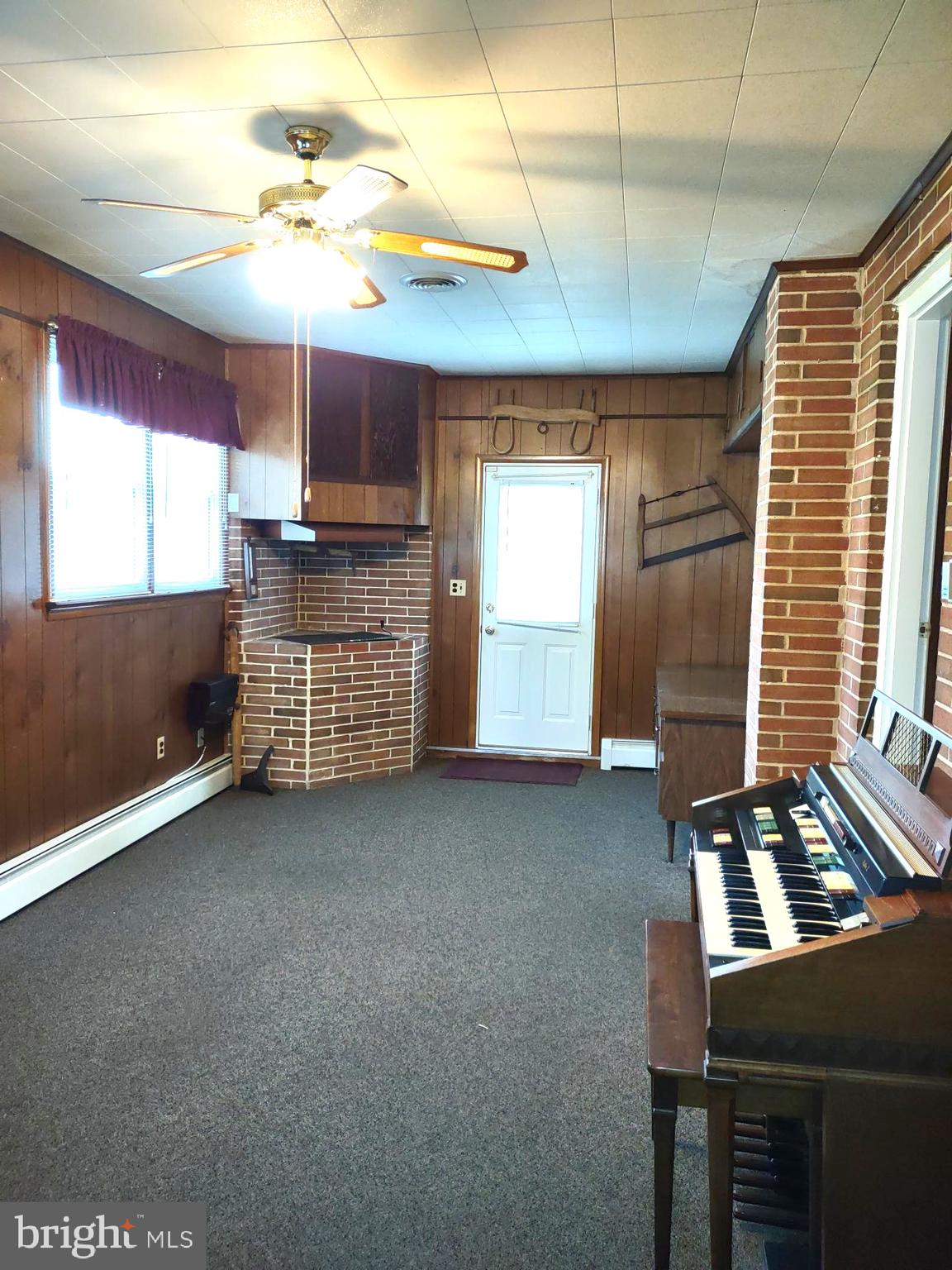 FAIRWOOD HEIGHTS - Residential