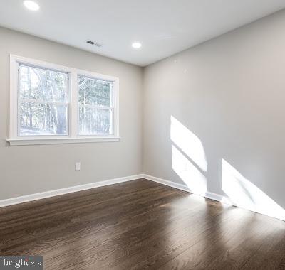 DAMASCUS OUTSIDE - Residential