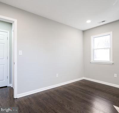 DAMASCUS OUTSIDE - Residential