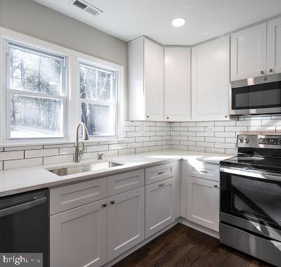 DAMASCUS OUTSIDE - Residential