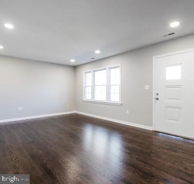 DAMASCUS OUTSIDE - Residential