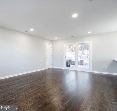 DAMASCUS OUTSIDE - Residential