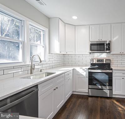 DAMASCUS OUTSIDE - Residential